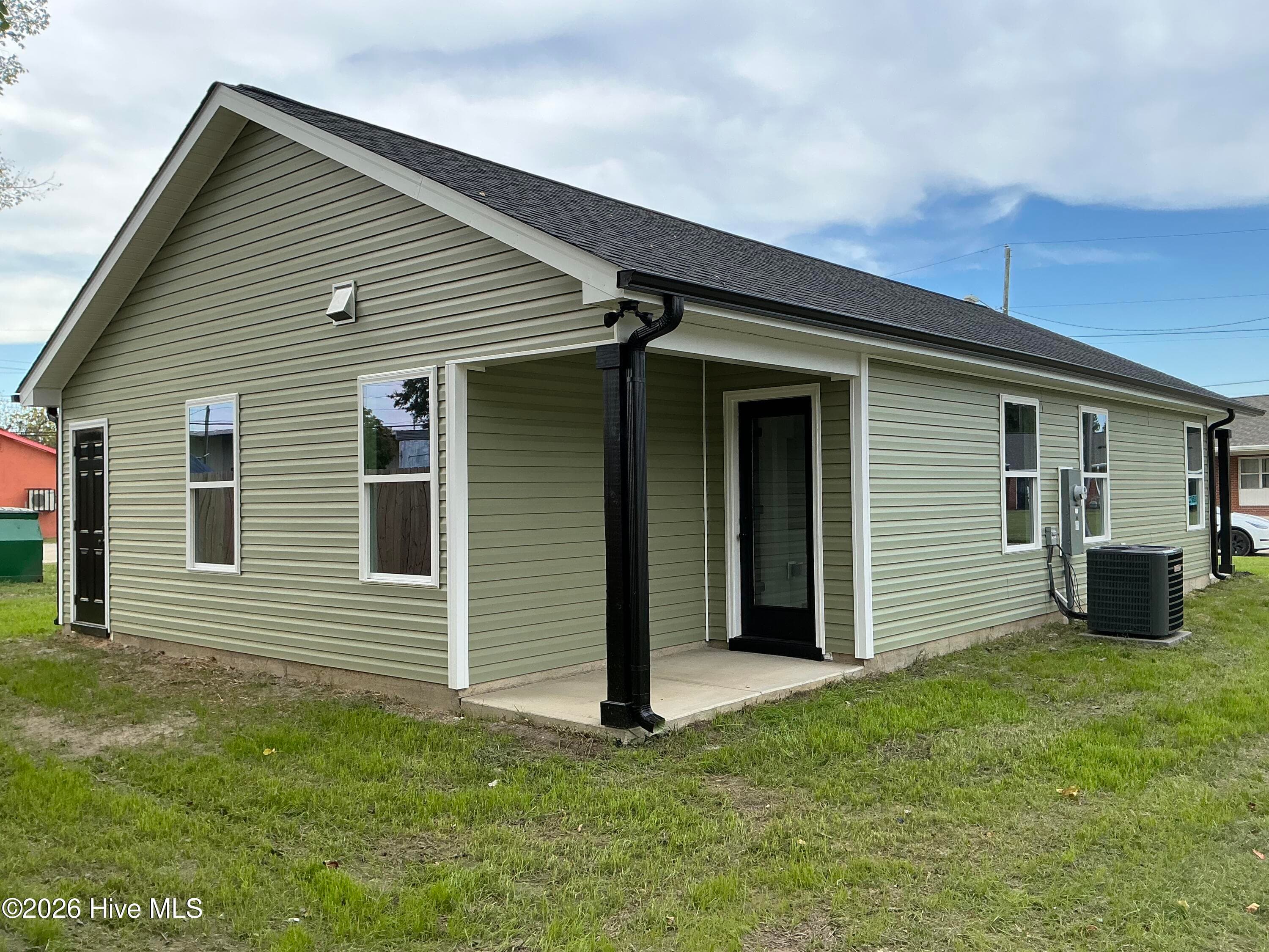 Single Family Residence at 506 Crump Street, Smithfield, NC 27577, Smithfield, photo 11 of 22