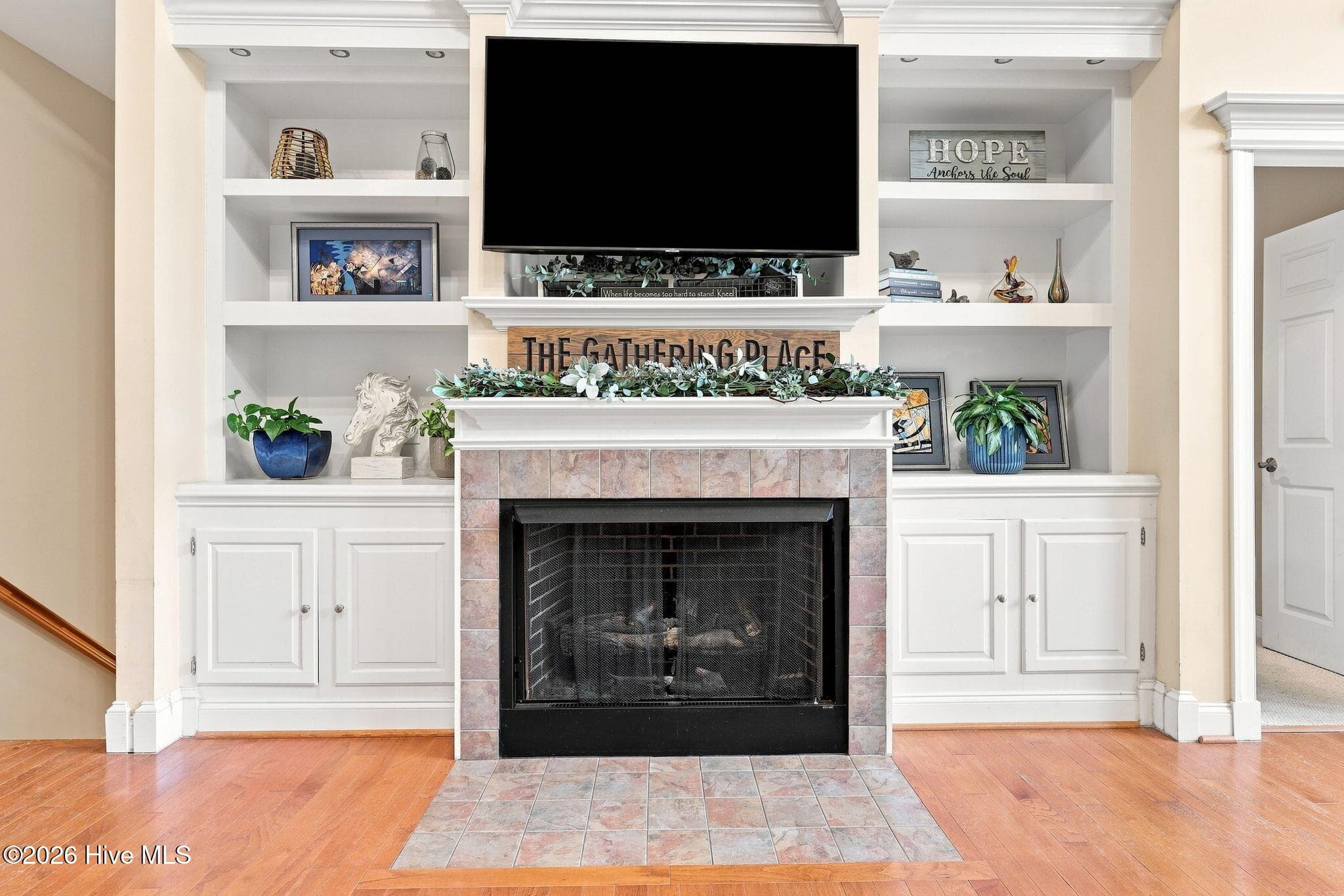 Single Family Residence at 3233 Leicester Circle, Sanford, NC 27332, photo 14 of 52