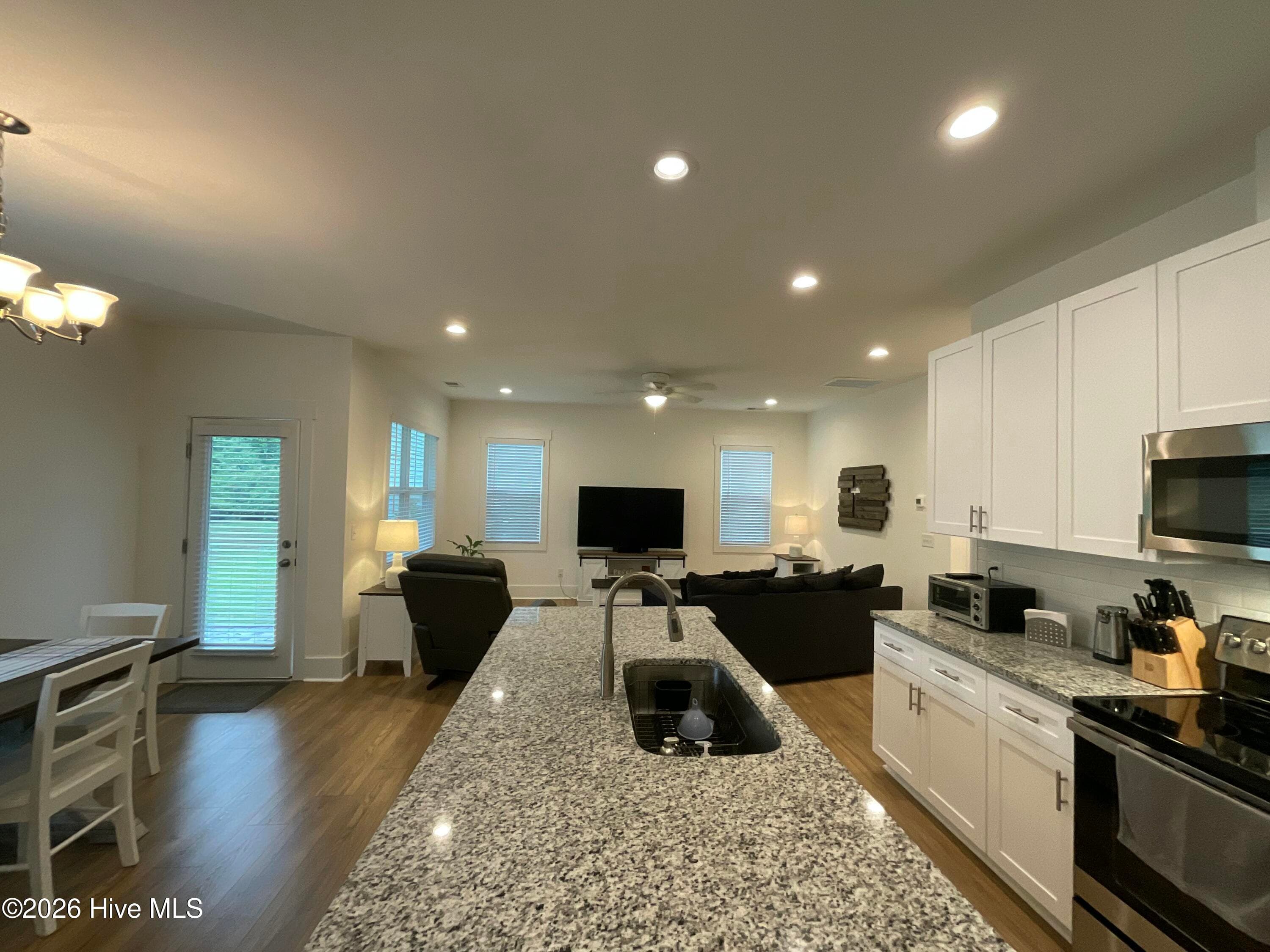 Single Family Residence at 1425 Eco Circle, Wilmington, NC 28409, photo 19 of 34
