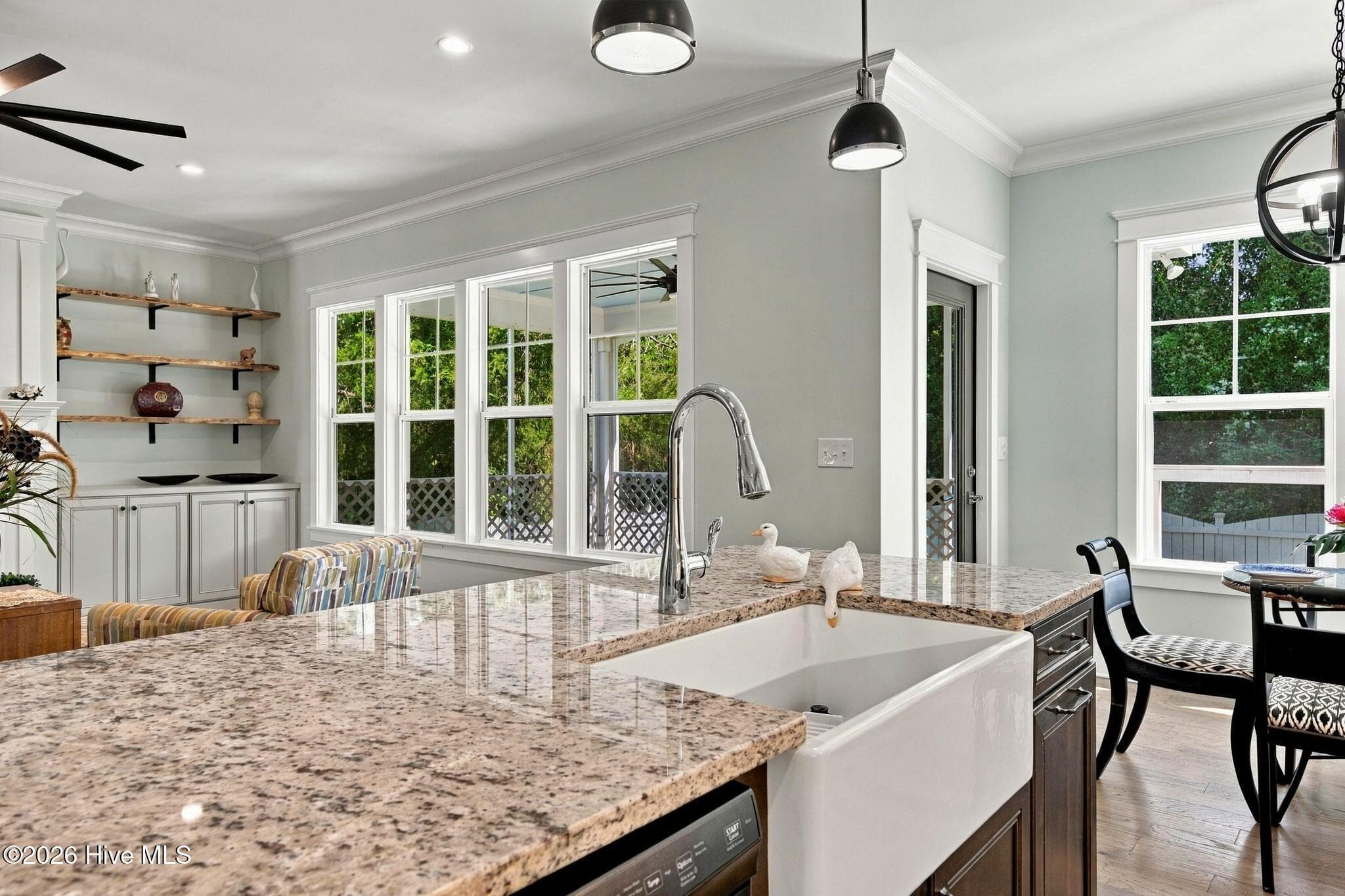 Single Family Residence at 212 Shoreview Drive, New Bern, NC 28562, photo 17 of 49