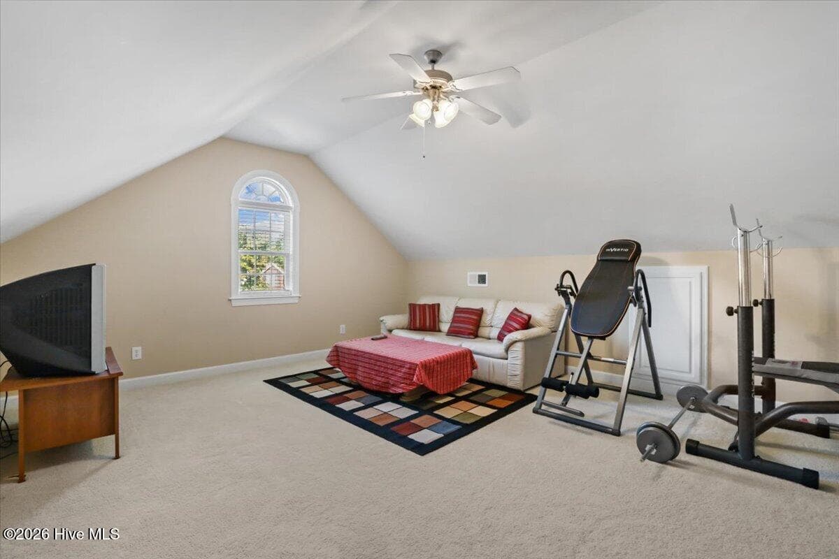 huge bonus room - 207 Kingston Circle, Goldsboro, NC 27530