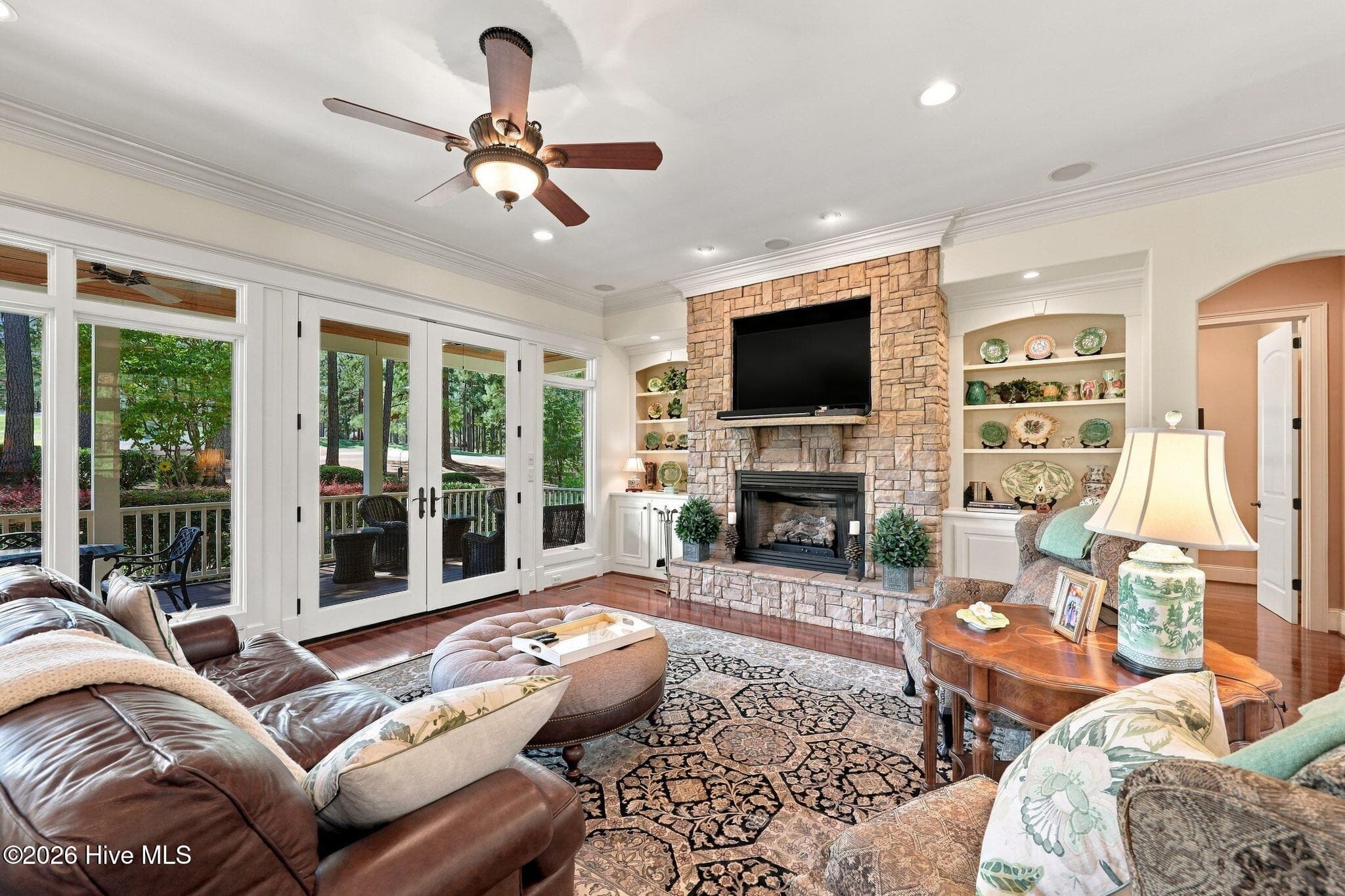Single Family Residence at 28 Middlebury Road, Pinehurst, NC 28374, photo 4 of 40