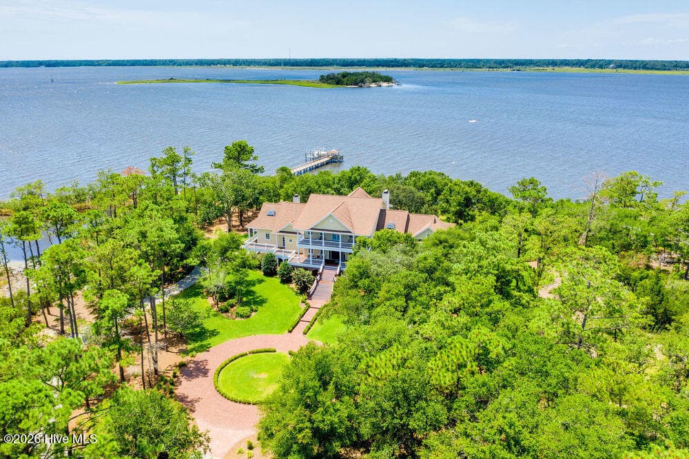 8660 River Road, Wilmington, NC 28412