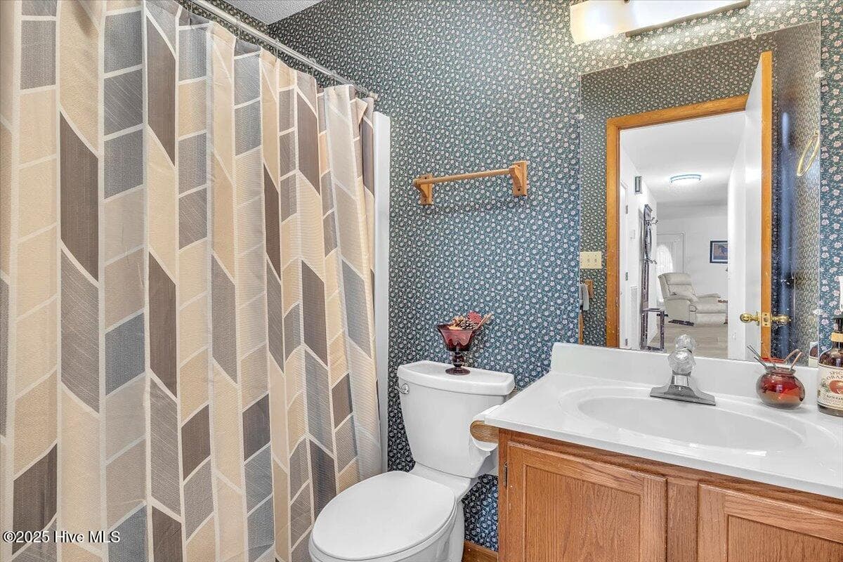 Second Full Bathroom - 2507 E Oak Island Drive, Oak Island, NC 28465, Oak Island