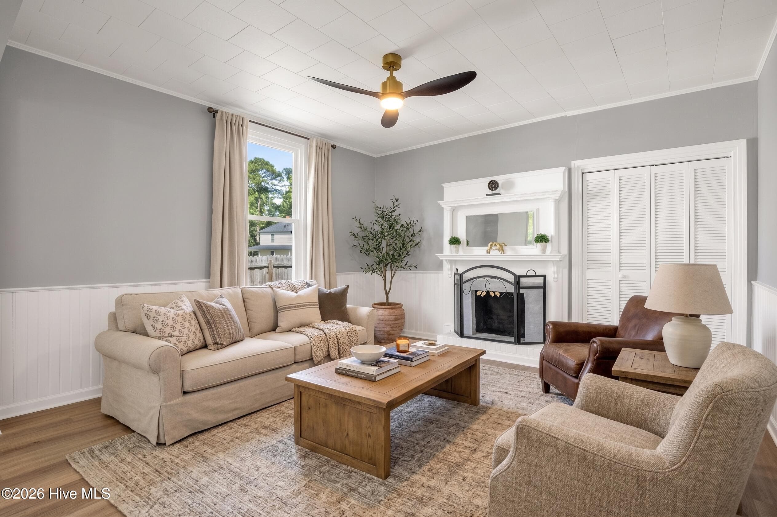 Furniture is virtually staged - 806 W Roseboro Street, Roseboro, NC 28382, Roseboro