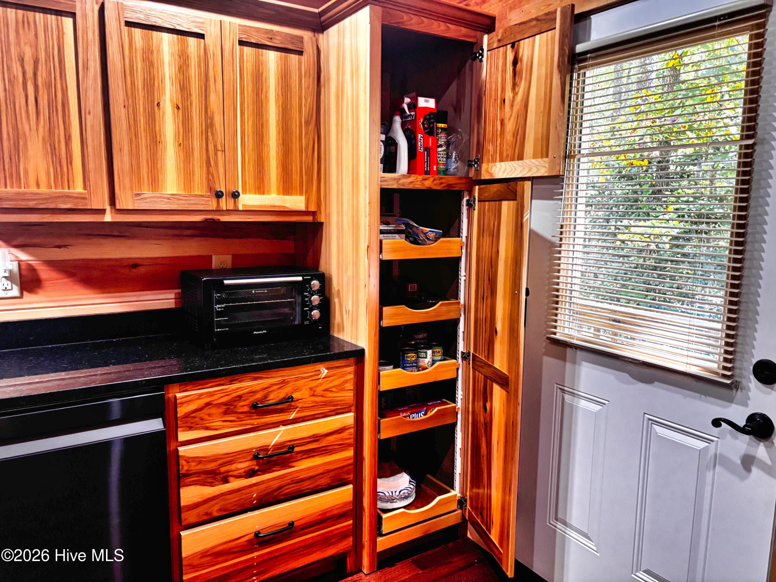 Single Family Residence at 387 Dawsons Lane, Murphy, NC 28906, photo 14 of 38