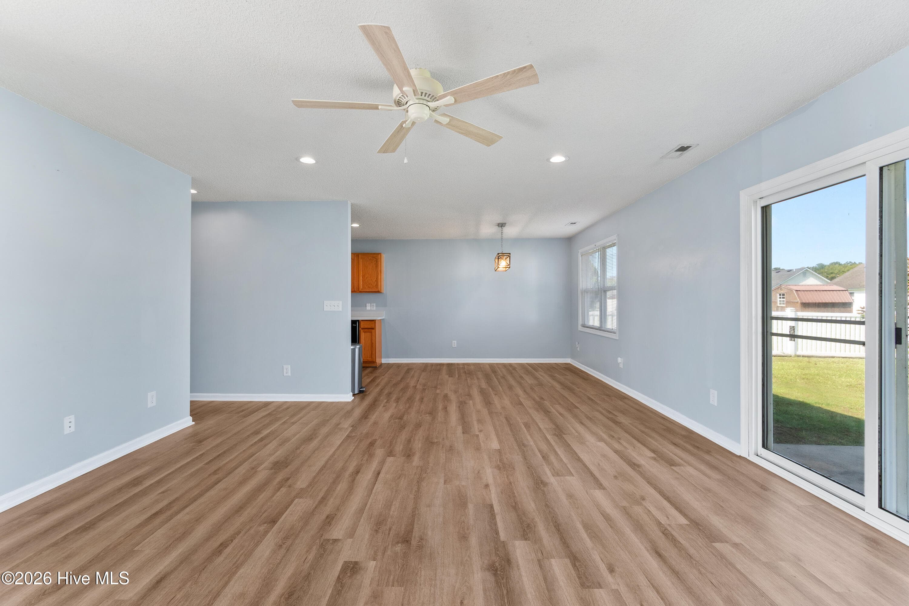 Single Family Residence at 105 Raintree Run, Elizabeth City, NC 27909, photo 13 of 48