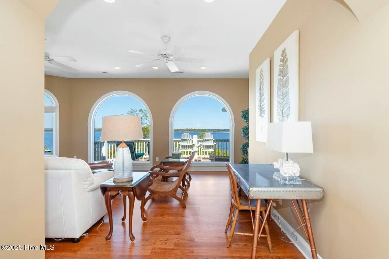 Family Room - 7012 Sound Drive, Emerald Isle, NC 28594