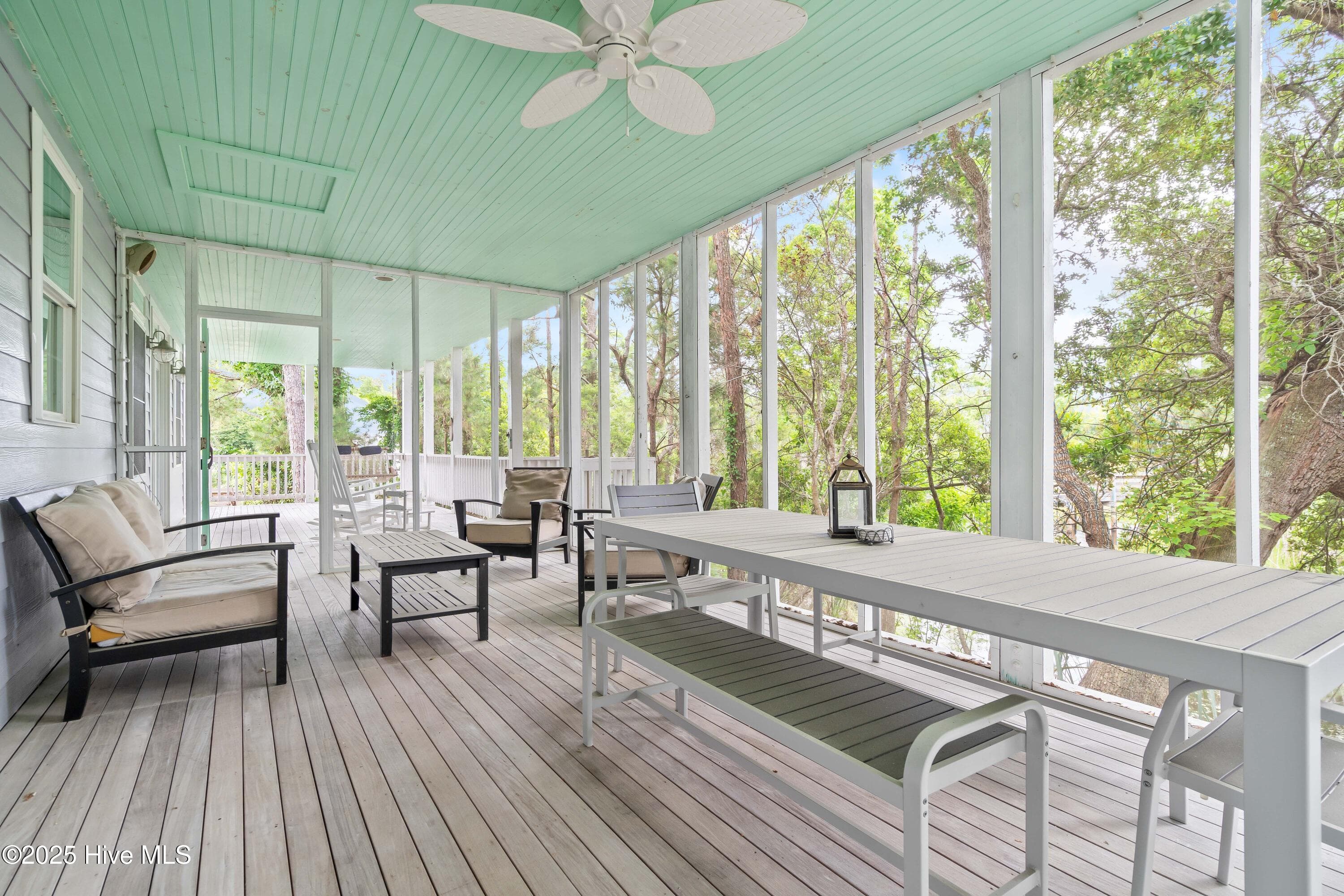 Single Family Residence at 320 Governor Safford Lane, Emerald Isle, NC 28594, photo 43 of 90