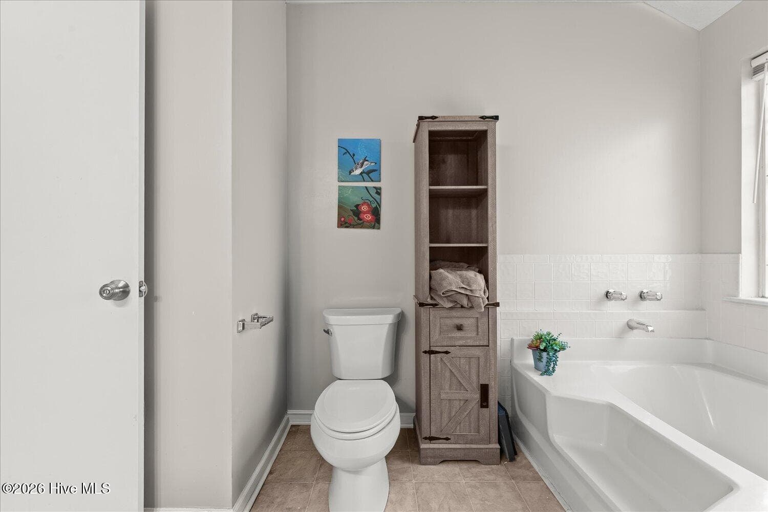 Primary Suite Bathroom - 345 Lamplighter Drive, Martinez, GA 30907