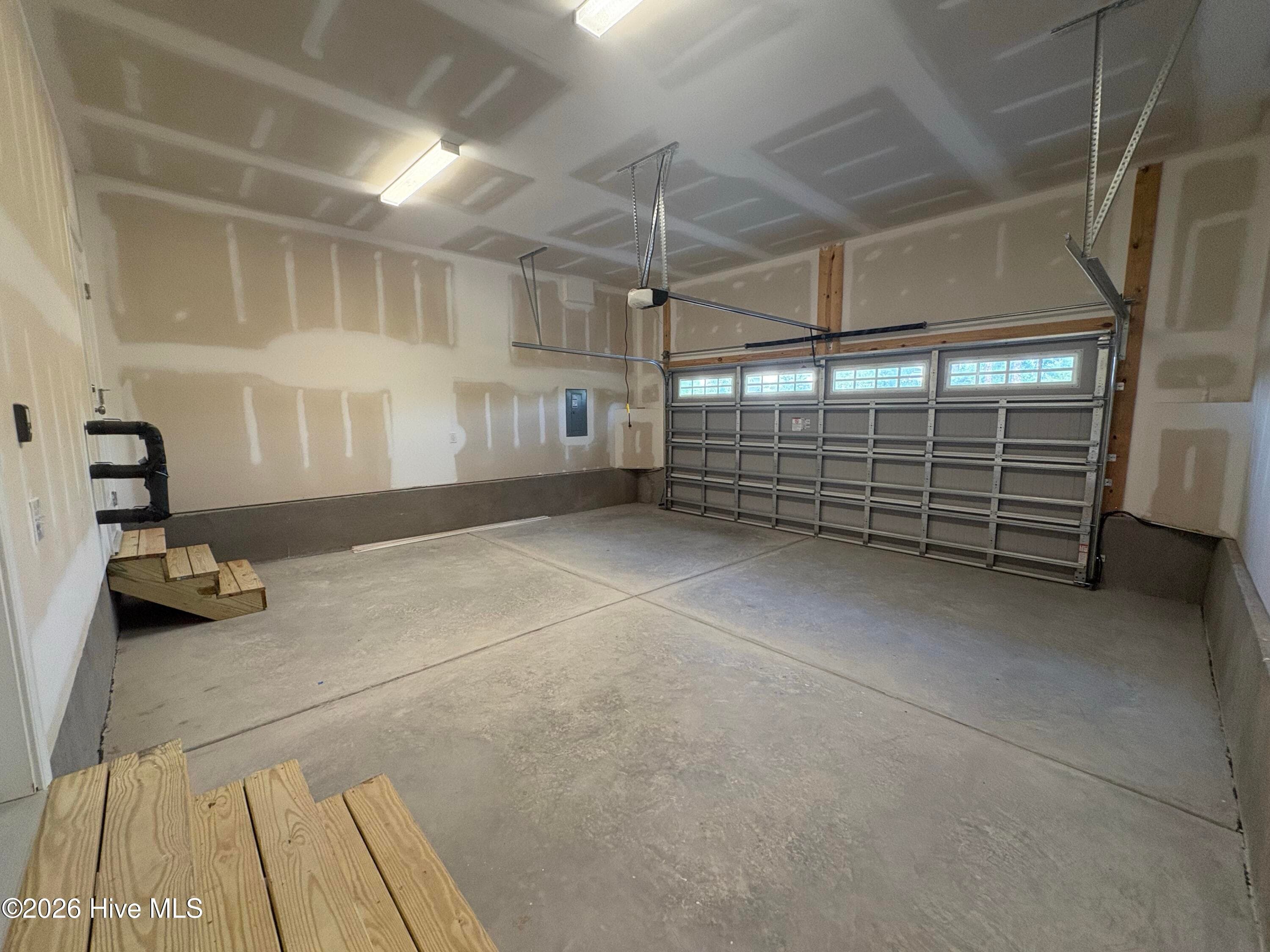 2 Car Garage w/ Storage Closet - 233 Pelican Flight Loop, Wilmington, NC 28412