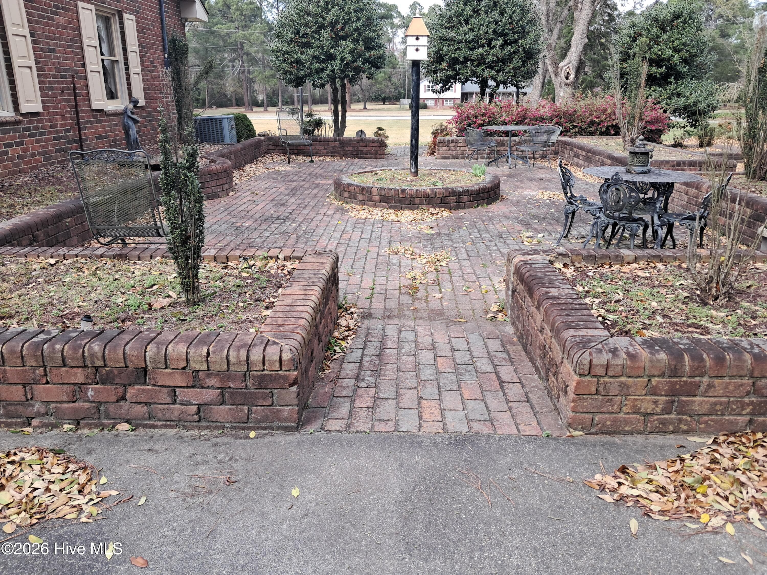 Main house courtyard - 316 First Street, Hookerton, NC 28538
