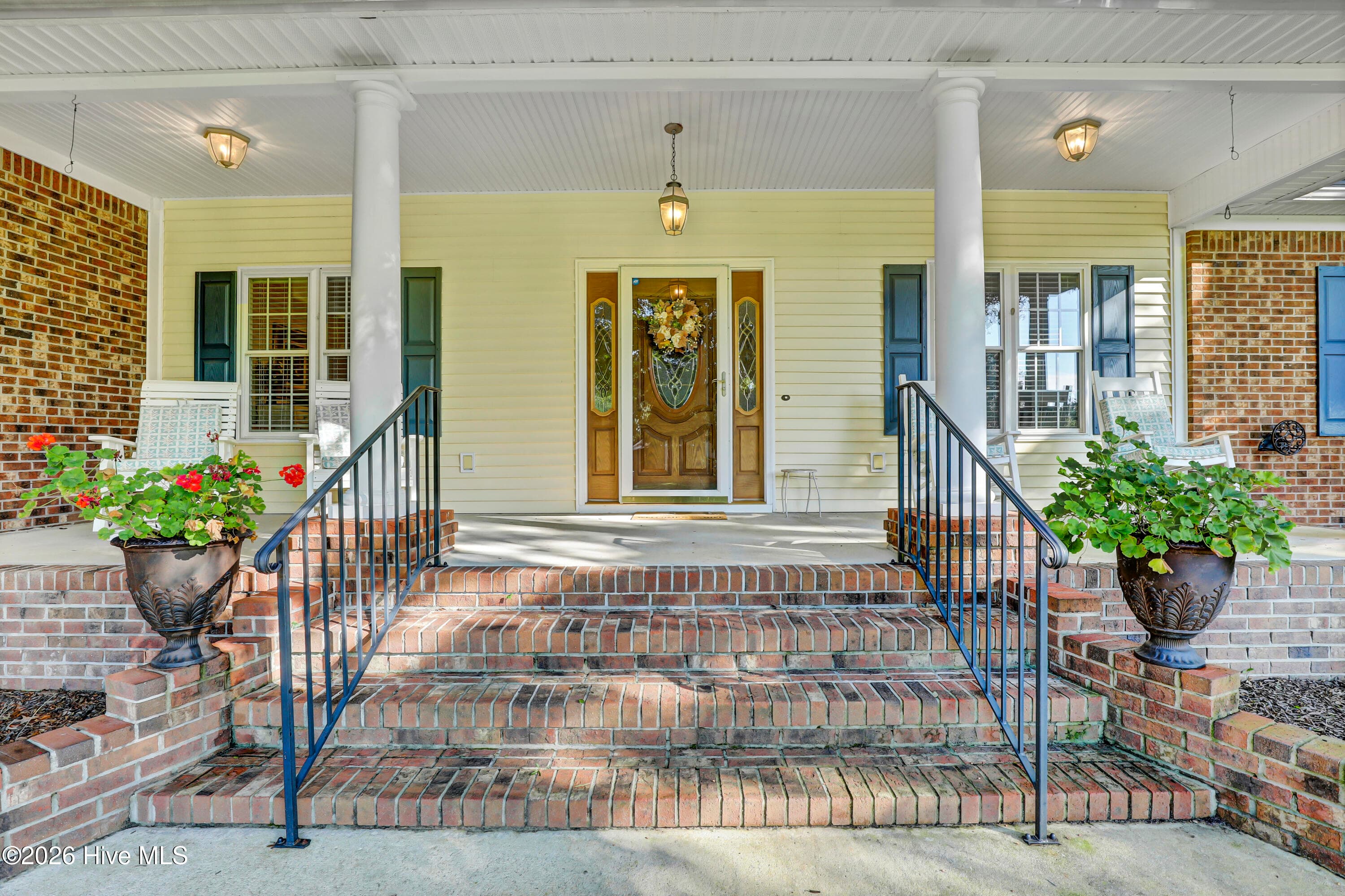 Single Family Residence at 302 Pecan Court, Hampstead, NC 28443, photo 10 of 46