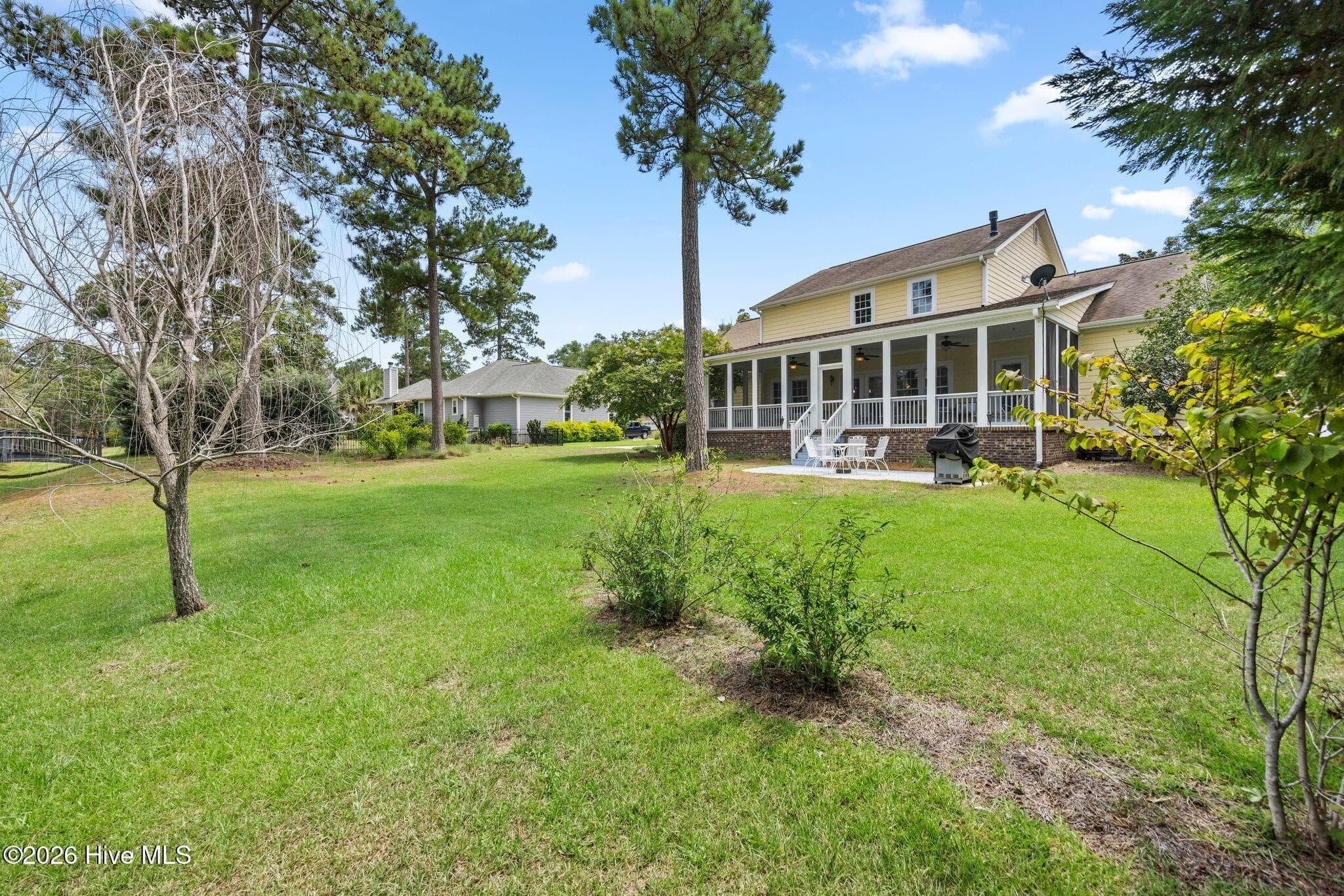 Single Family Residence at 1620 Golfers Ridge Drive SE, Bolivia, NC 28422, photo 5 of 64