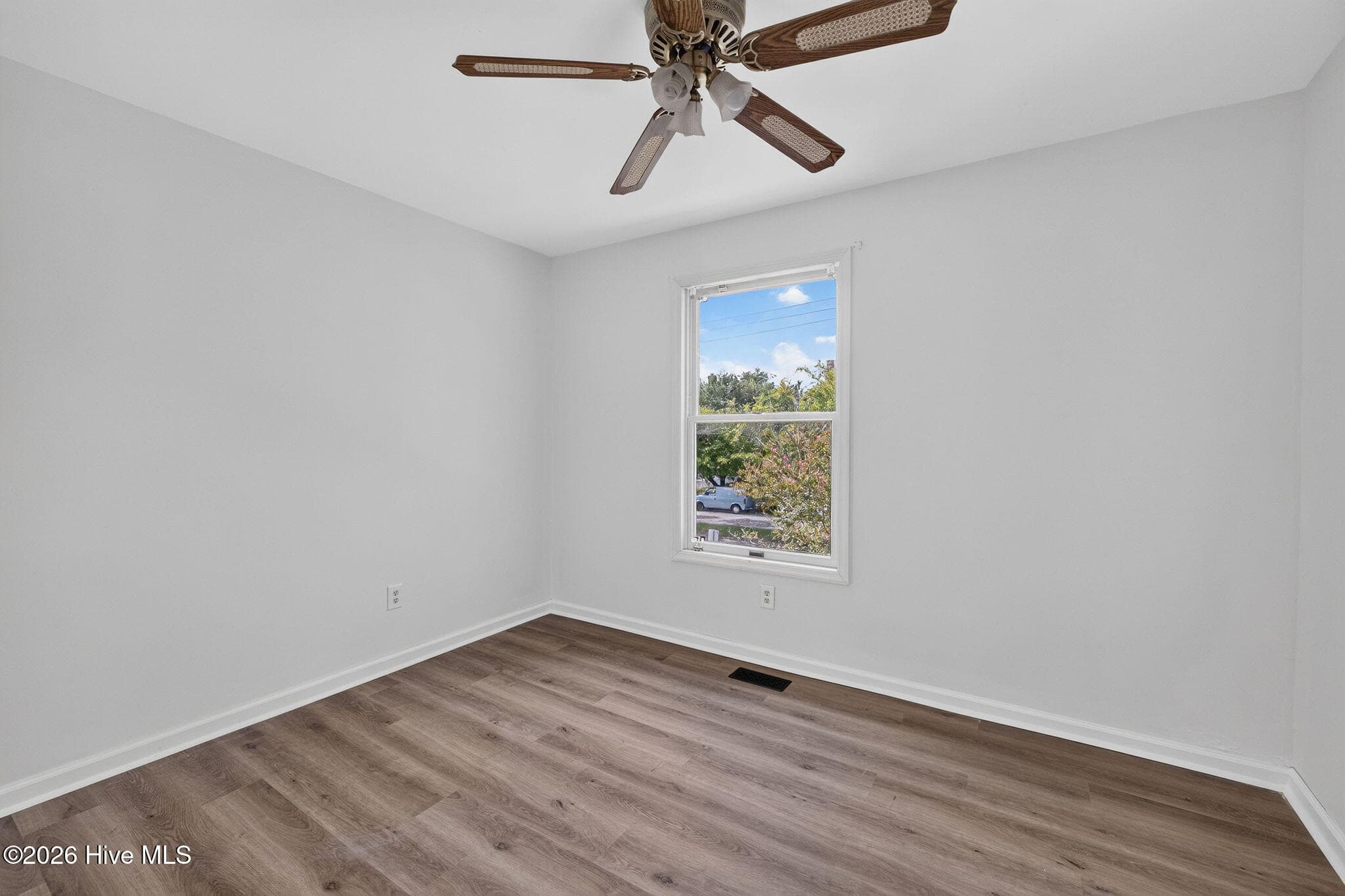 Duplex at 310 N 5th Avenue, Wilmington, NC 28401, photo 28 of 64