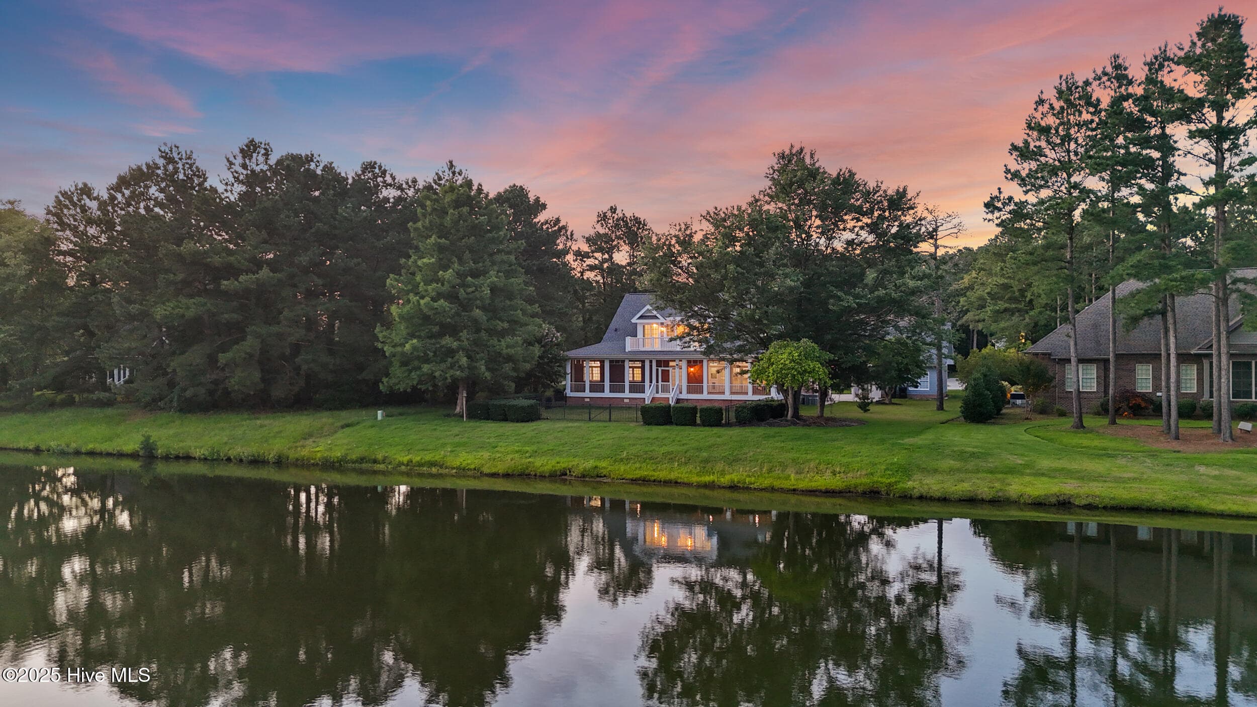 376 Red Fox Run Drive, Wallace, NC 28466