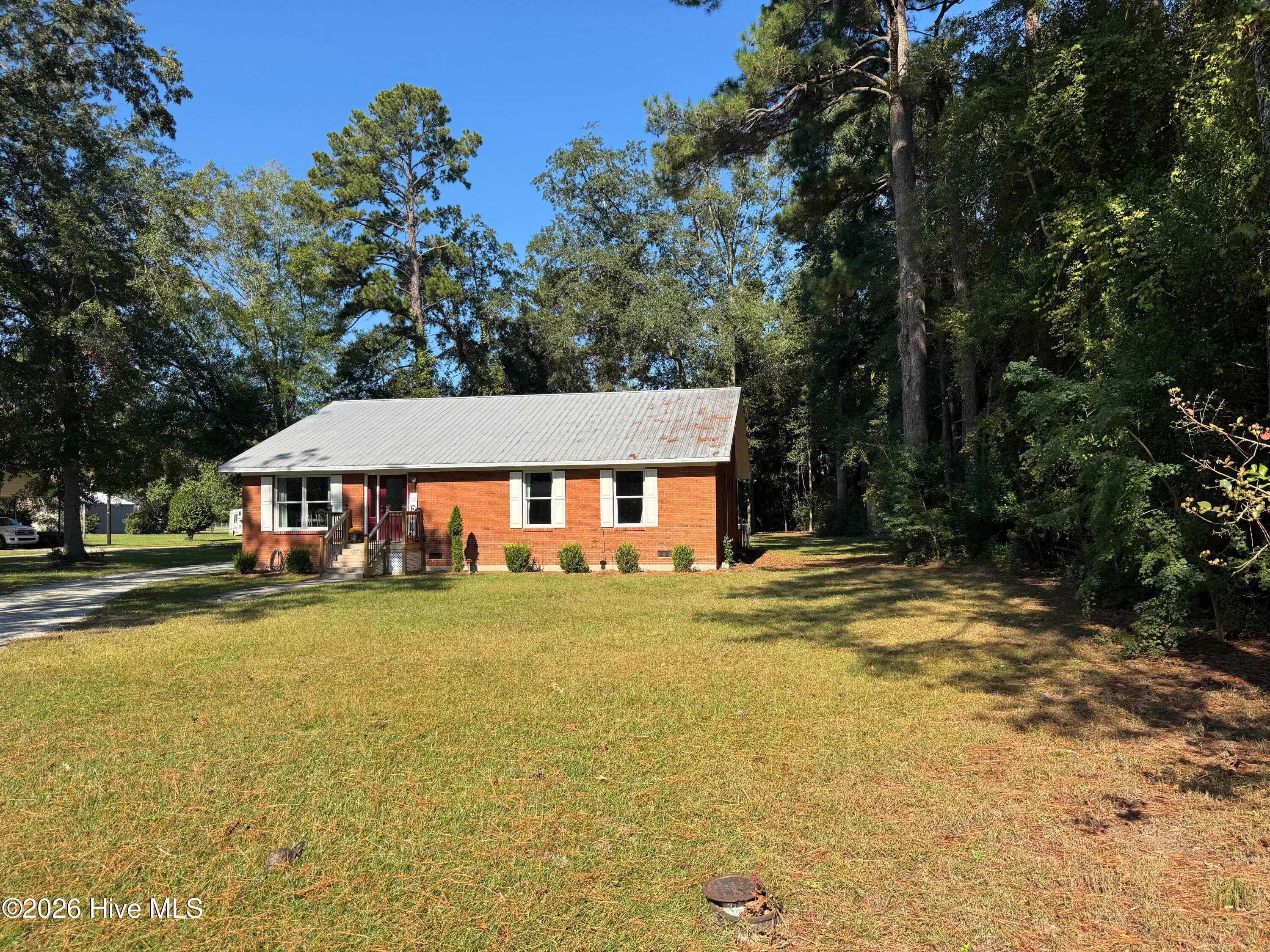 Single Family Residence at 210 N First Avenue, New Bern, NC 28560, photo 26 of 31