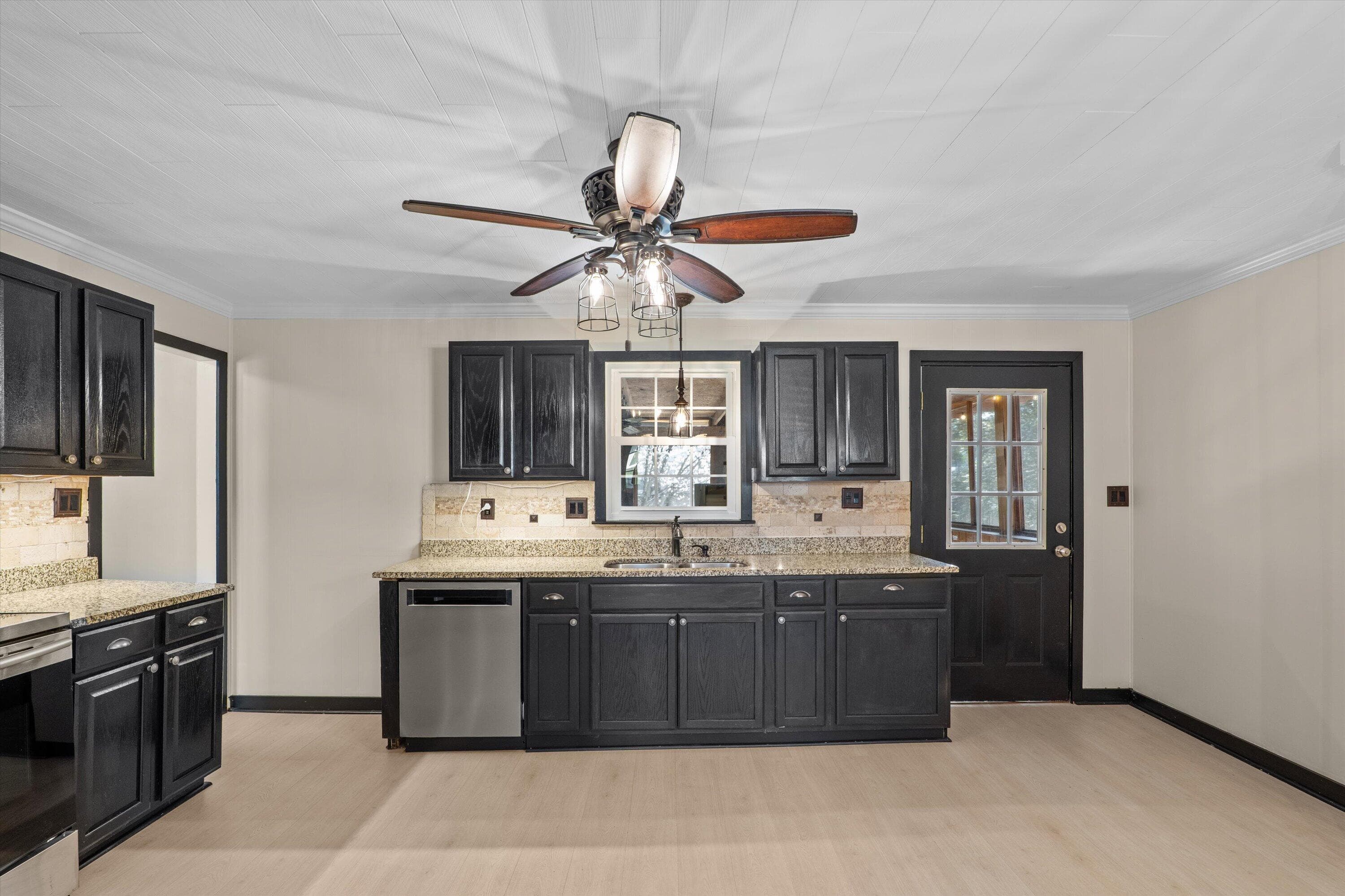 Single Family Residence at 3414 Sutton Place, Augusta, GA 30906, photo 16 of 51