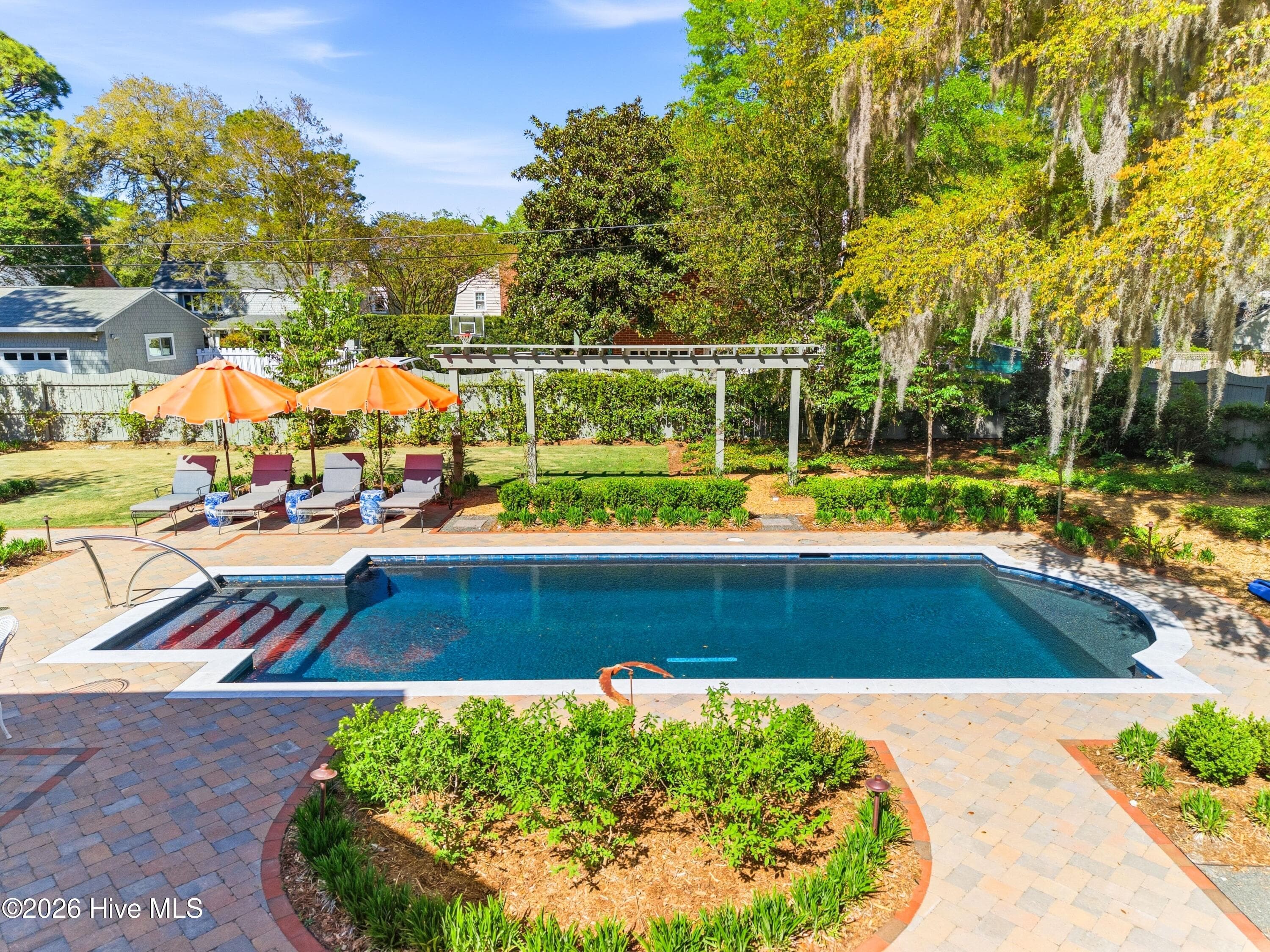 Single Family Residence at 2901 Oleander Drive, Wilmington, NC 28403, Wilmington, photo 18 of 85