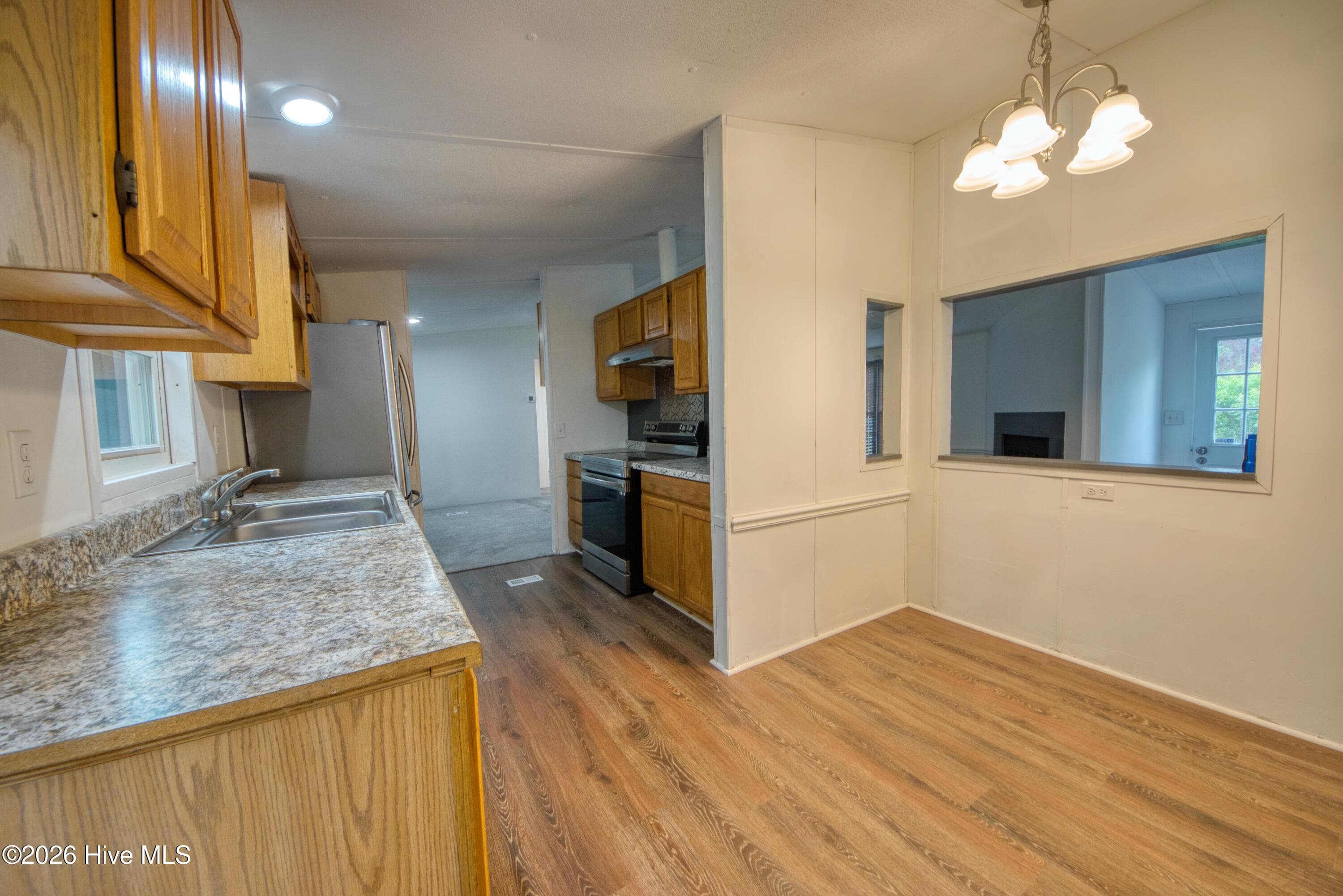 Breakfast Nook area - 554 Dark Oak Street SW, Shallotte, NC 28470