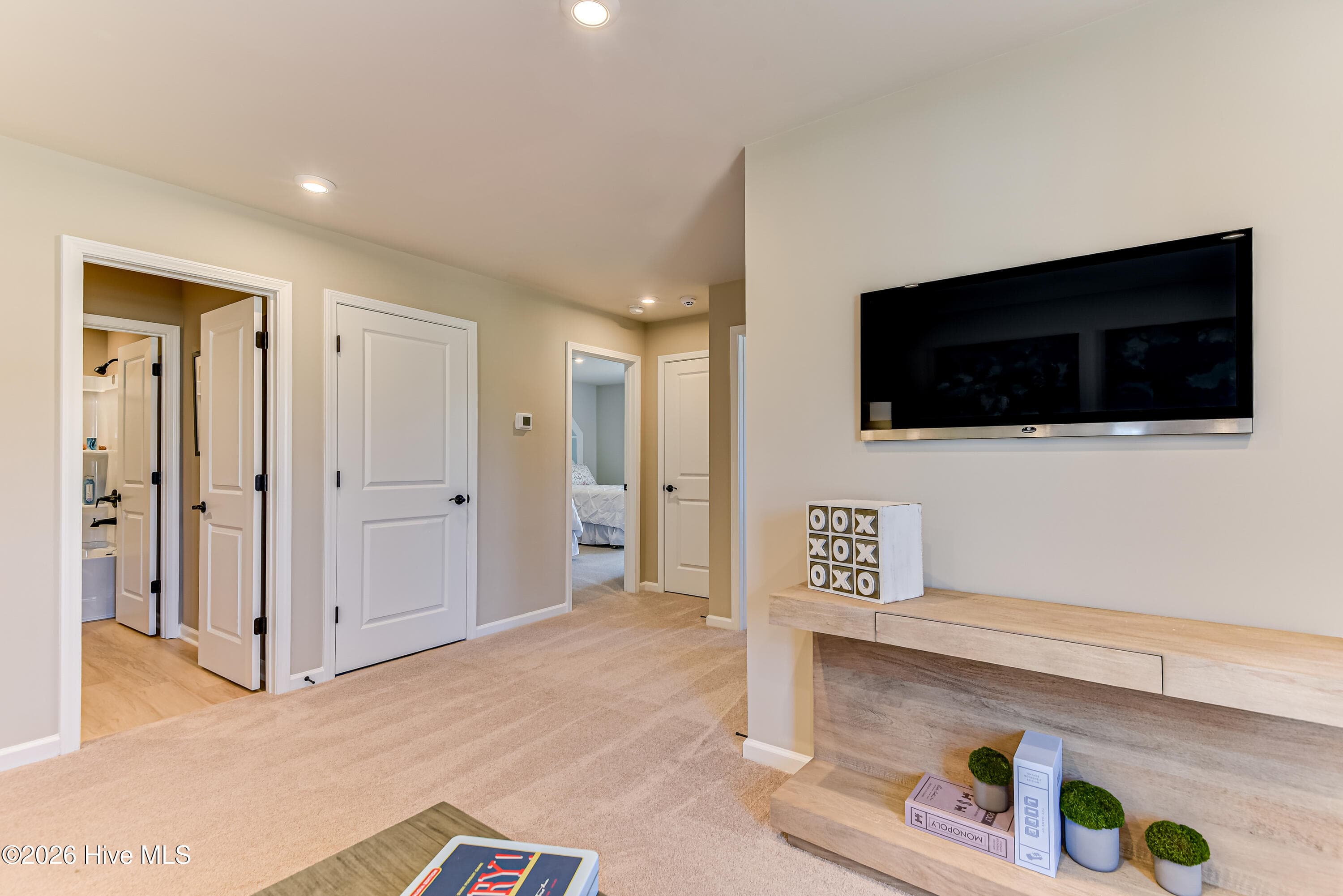Single Family Residence at 1016 American Egret Way, Morehead City, NC 28557, photo 26 of 41