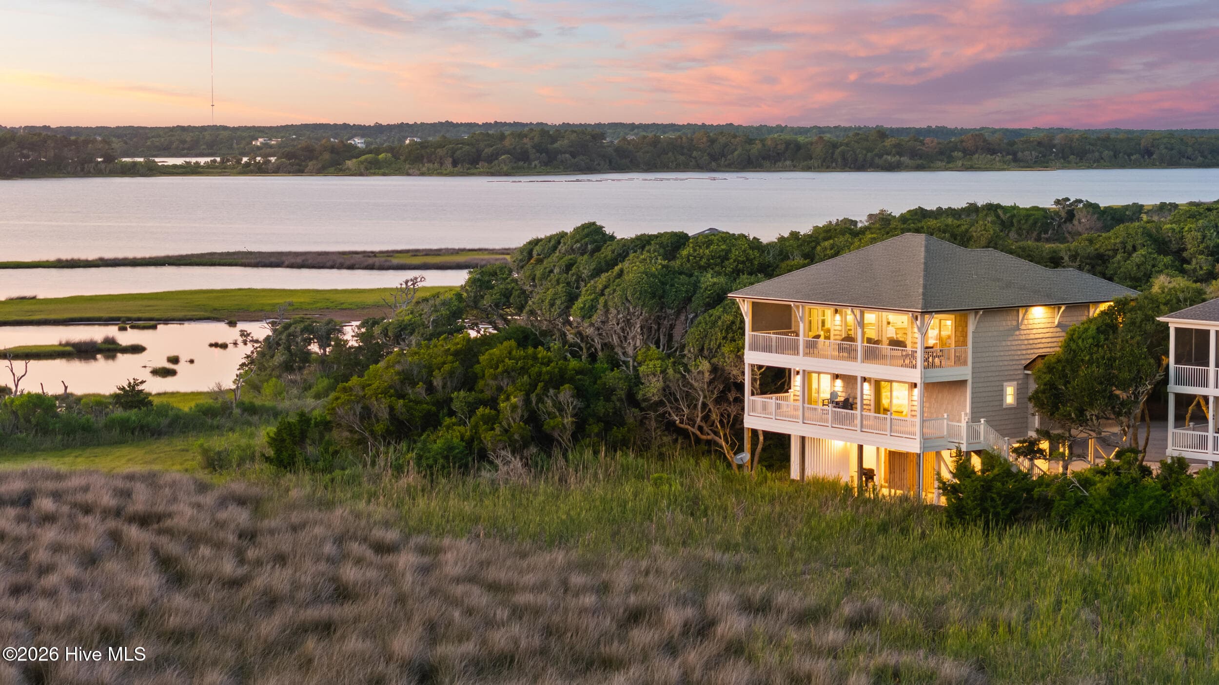 Single Family Residence at 221 Porto Vista Drive, North Topsail Beach, NC 28460, photo 7 of 84