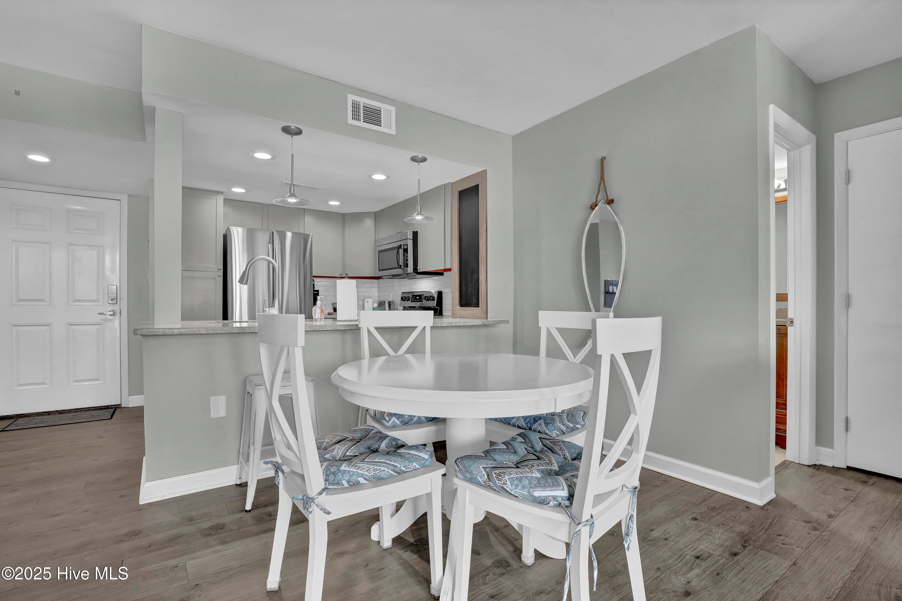 Condominium at 2000 New River Inlet Road 3112, North Topsail Beach, NC 28460, photo 8 of 26
