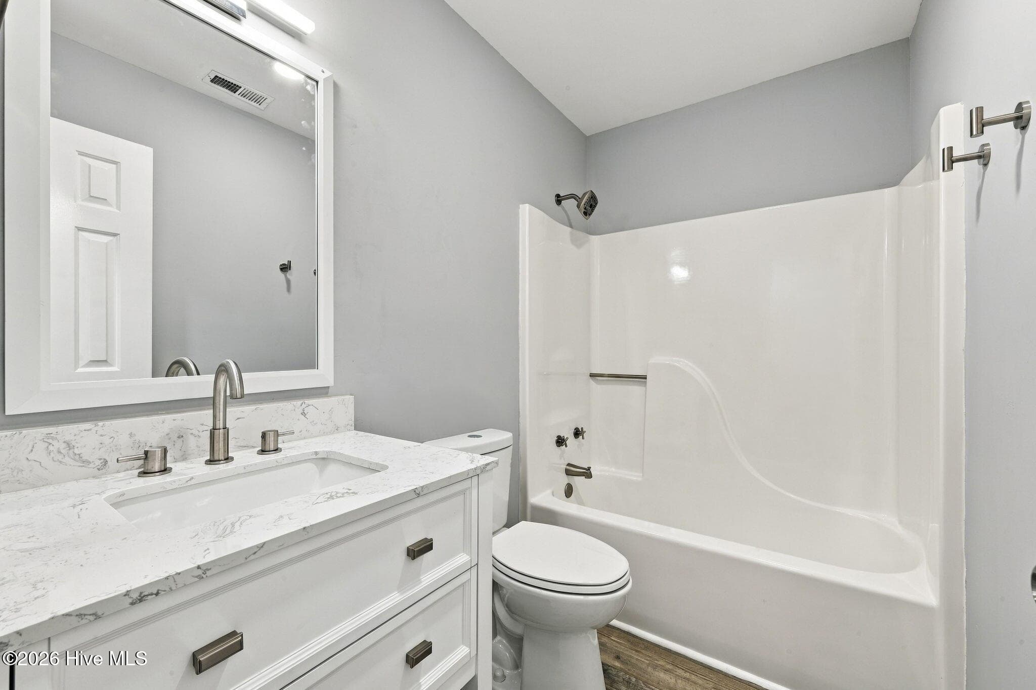 Single Family Residence at 4511 Rivershore Drive, New Bern, NC 28560, photo 23 of 52