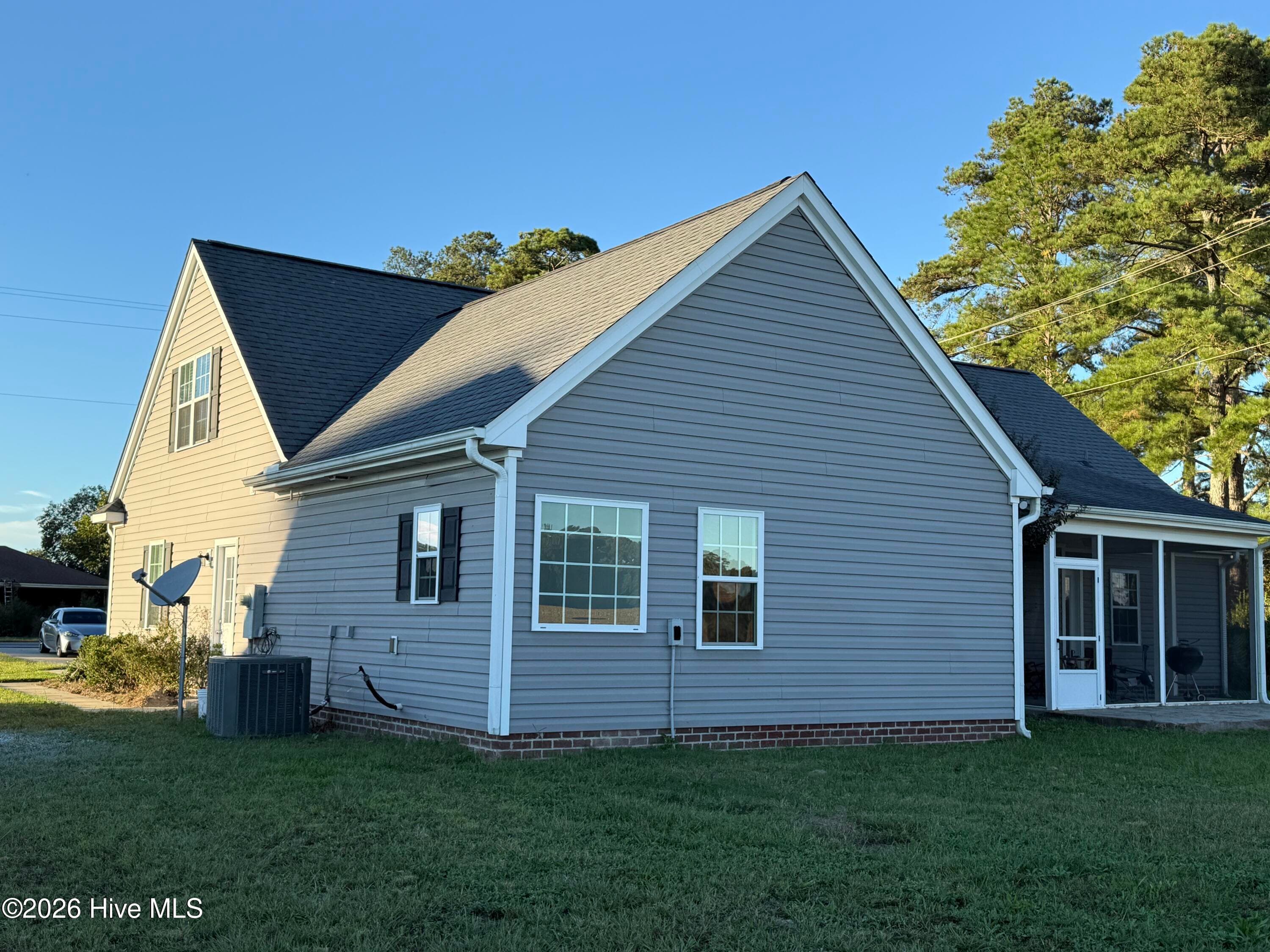 Single Family Residence at 552 Church Of God Road, Goldsboro, NC 27534, photo 46 of 49