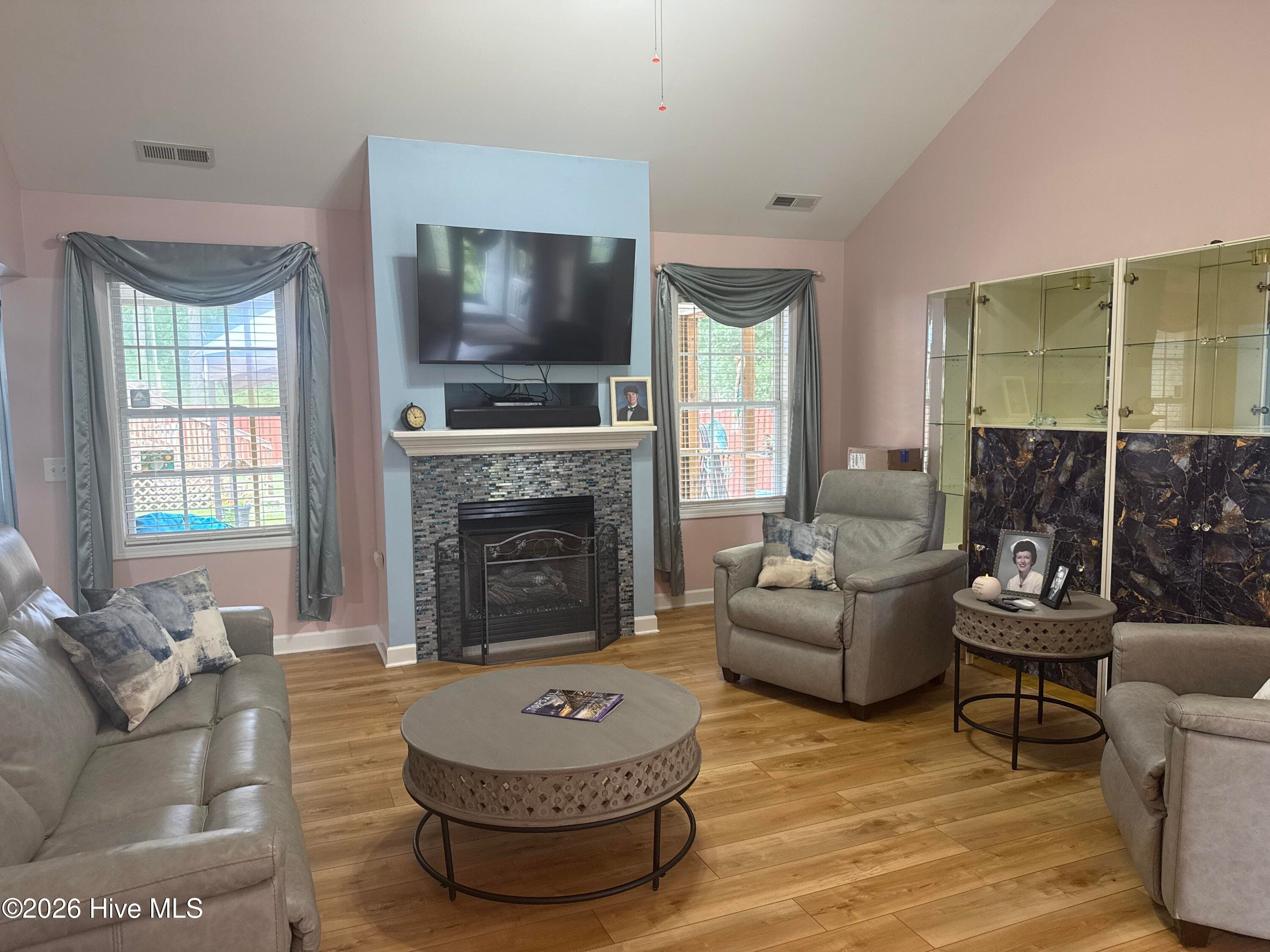 Single Family Residence at 408 N Belvedere Drive, Hampstead, NC 28443, photo 5 of 29