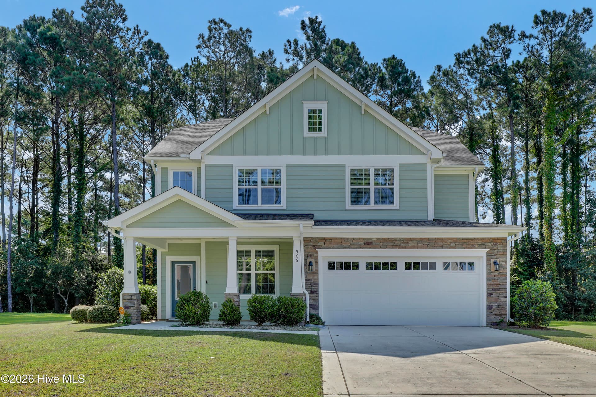 Single Family Residence at 506 W Red Head Circle, Sneads Ferry, NC 28460, photo 3 of 63