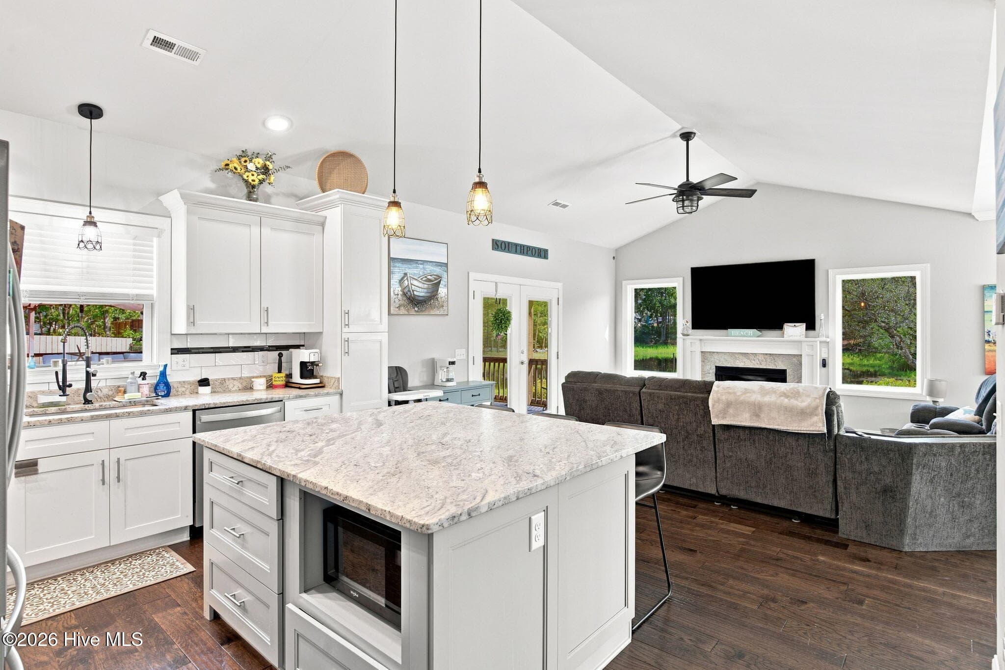 Single Family Residence at 2000 Southport Lane, Southport, NC 28461, photo 14 of 50