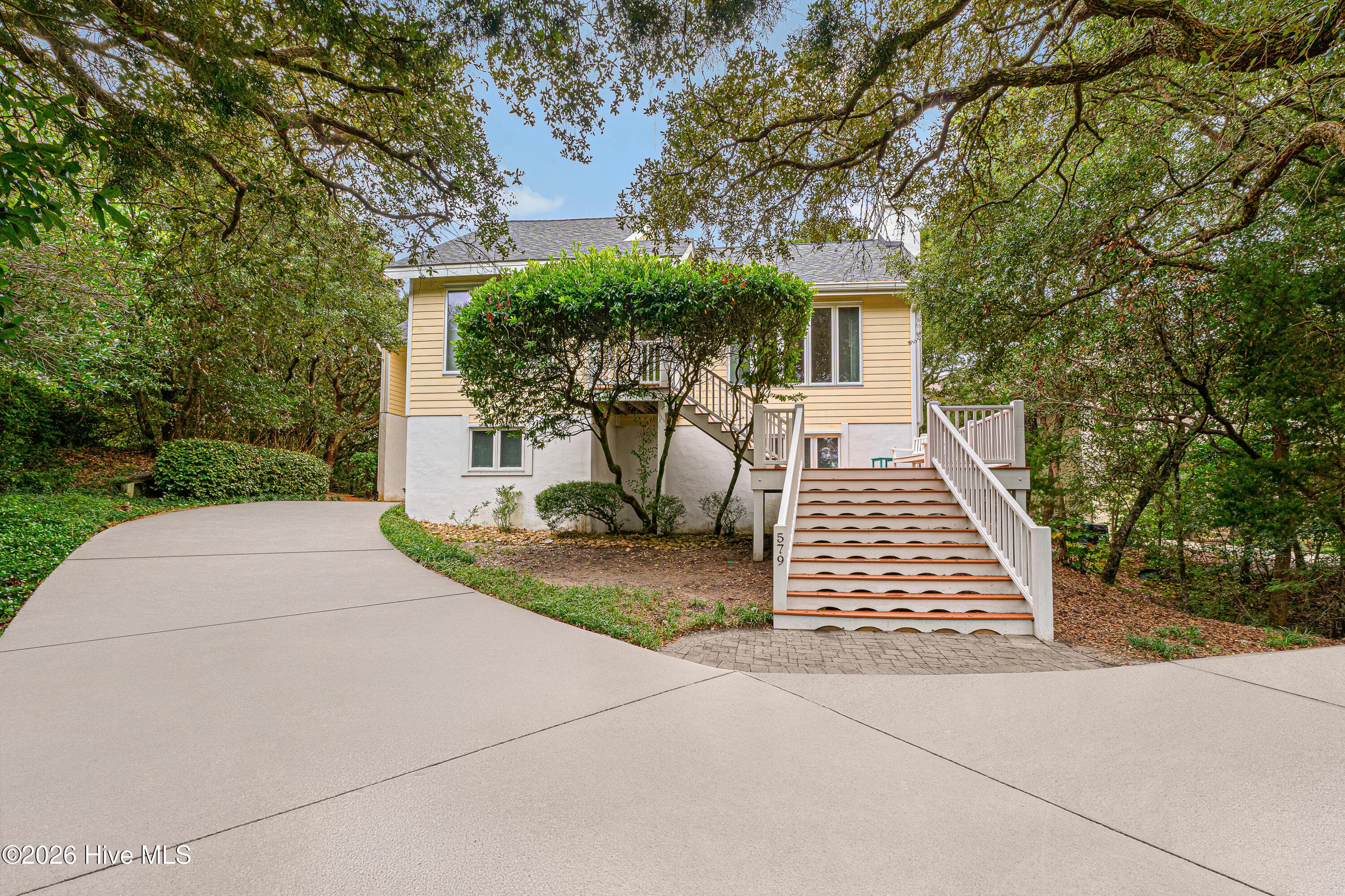 579 Coral Ridge Road, Pine Knoll Shores, NC 28512