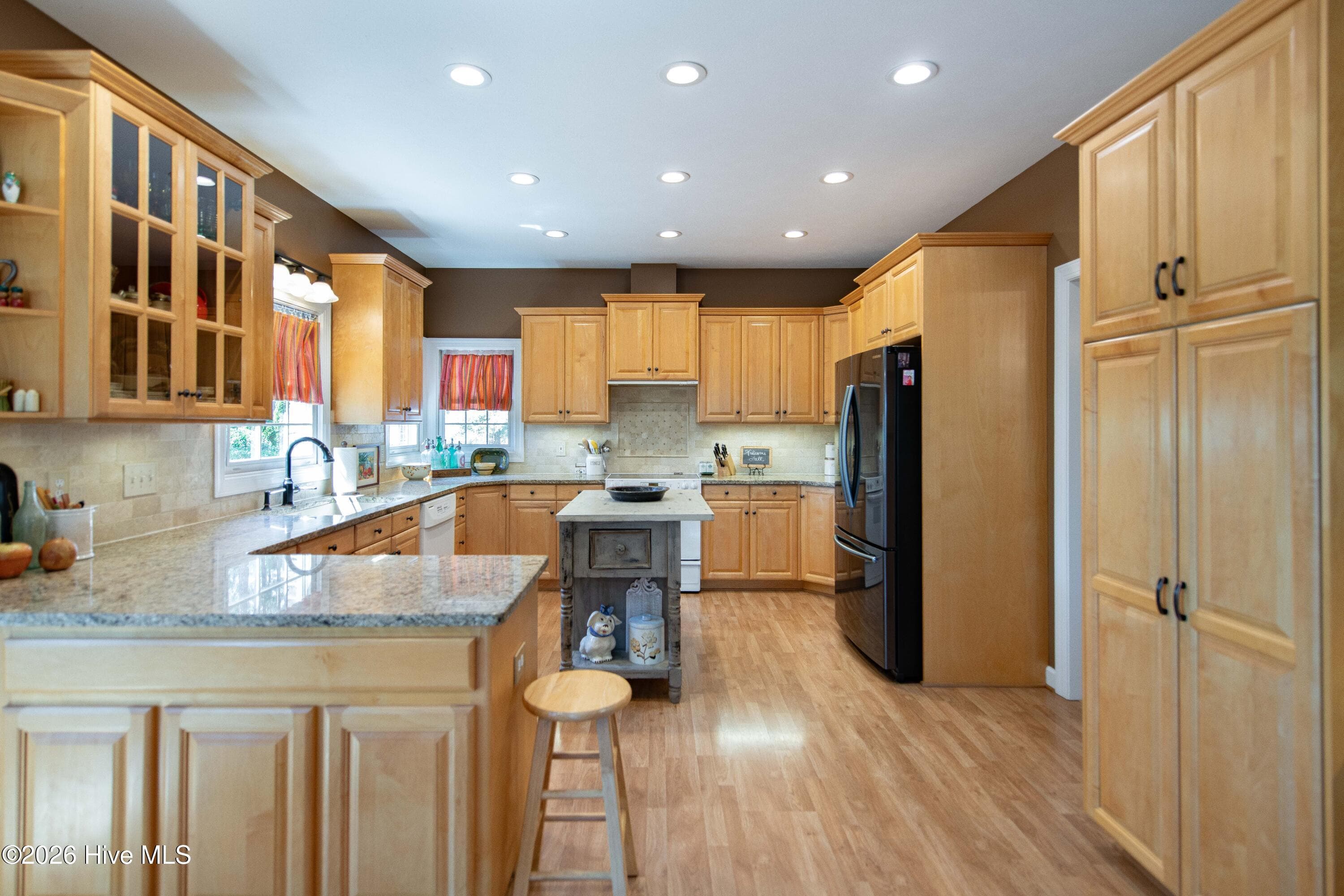 Single Family Residence at 29 Abbottsford Drive, Pinehurst, NC 28374, photo 17 of 74