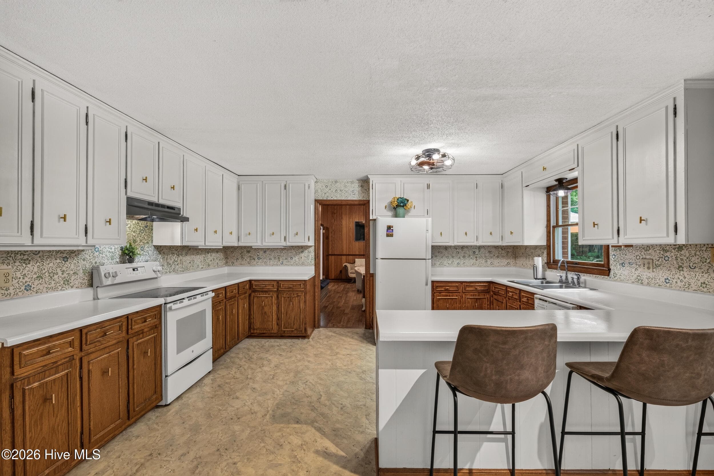 Single Family Residence at 1595 North Moore Road, Robbins, NC 27325, photo 11 of 53