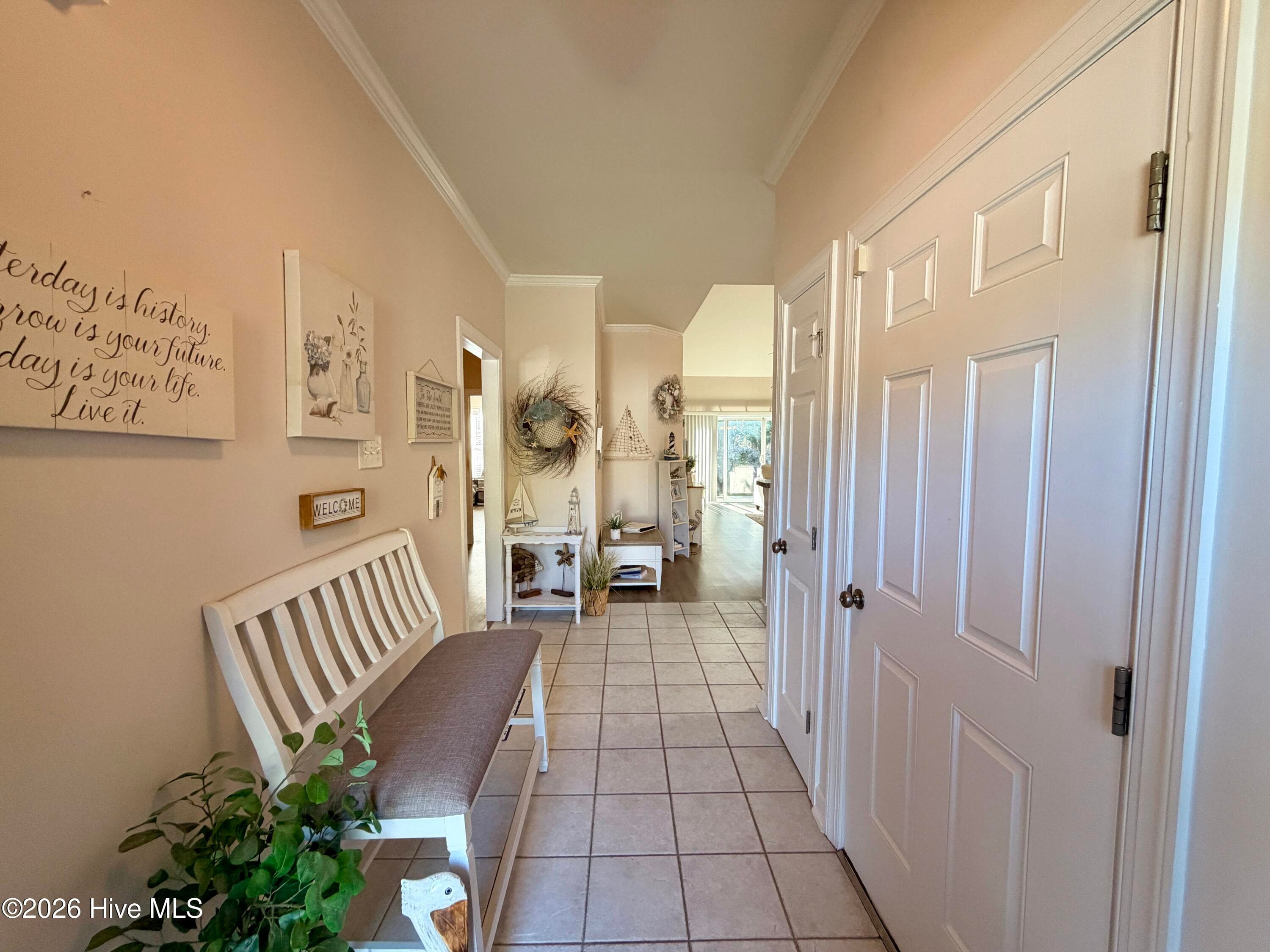 Townhouse at 110 Oxford Drive, Goldsboro, NC 27534, photo 4 of 33
