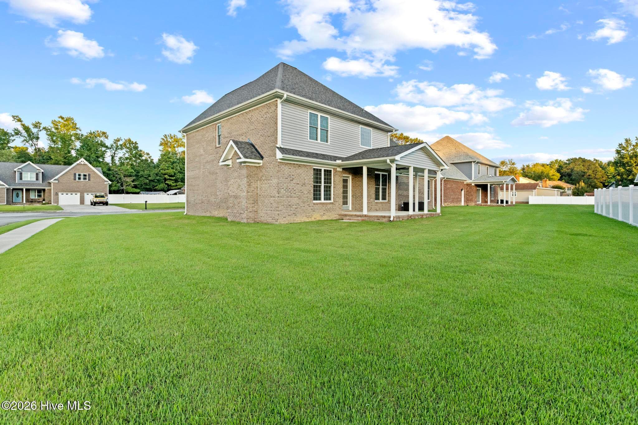 Single Family Residence at 403 King Richard Court, Jacksonville, NC 28546, photo 41 of 43