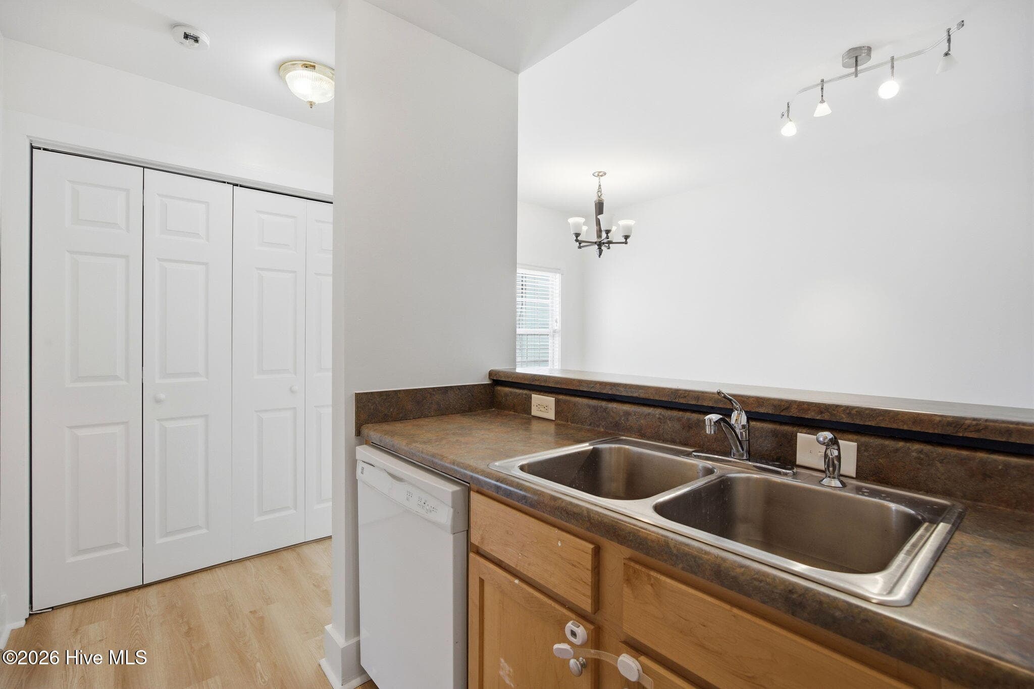 Condominium at 2308 Wrightsville Avenue Apt 202, Wilmington, NC 28403, photo 15 of 47