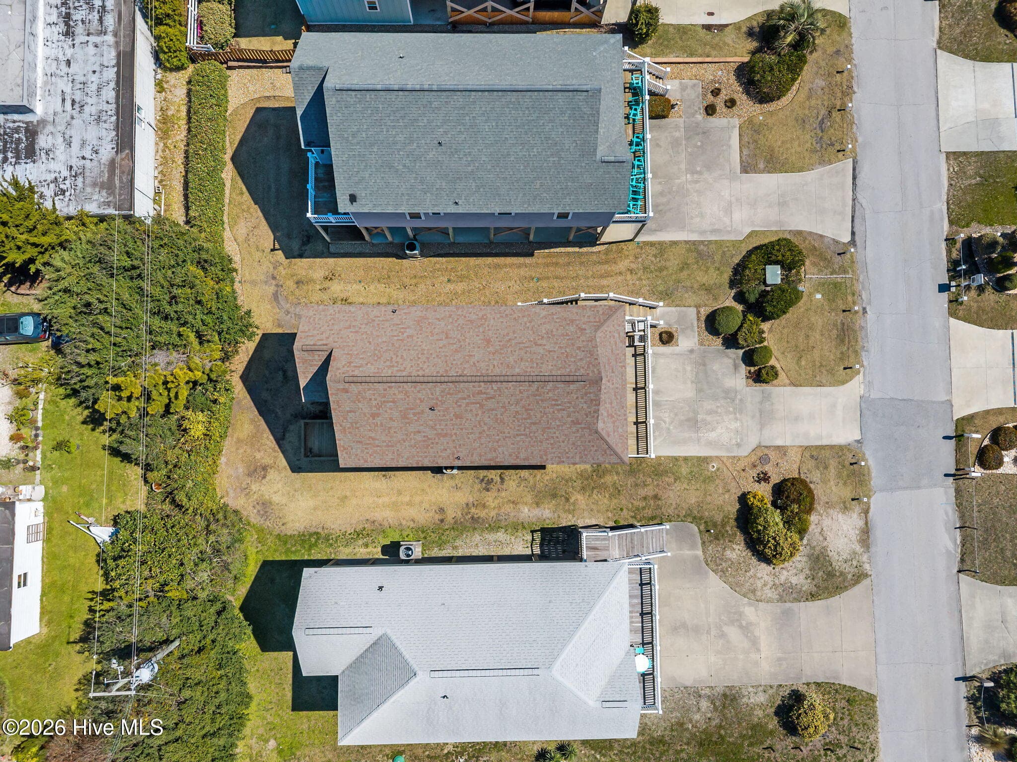 Single Family Residence at 115 E Bogue Boulevard, Atlantic Beach, NC 28512, photo 3 of 4