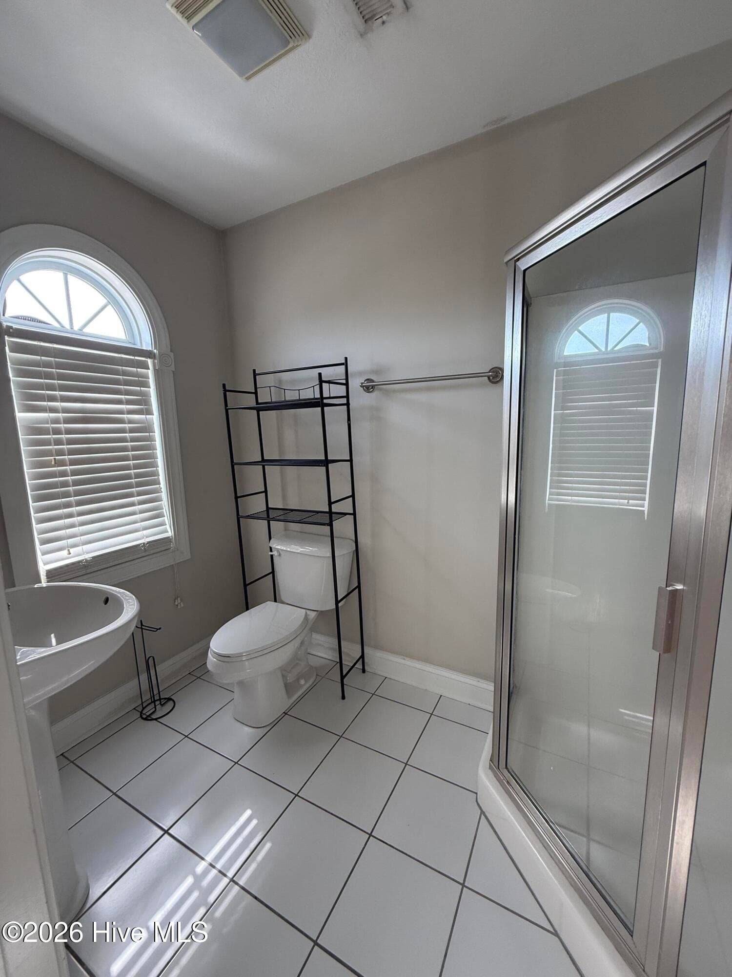Townhouse at 2204 Dovedale Drive B, Greenville, NC 27834, photo 22 of 28