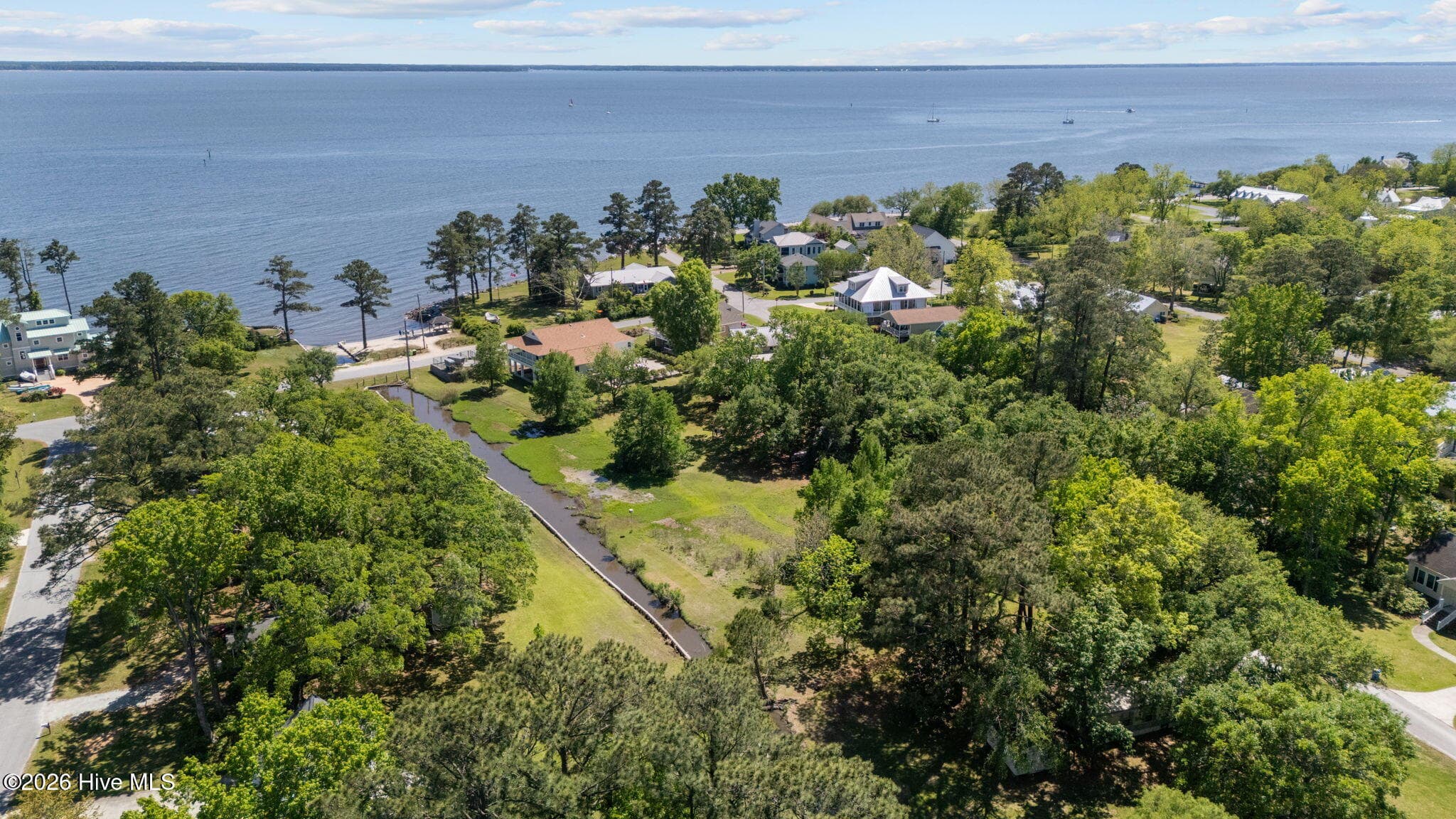 360 F Vandemere Street, Oriental, NC 28571