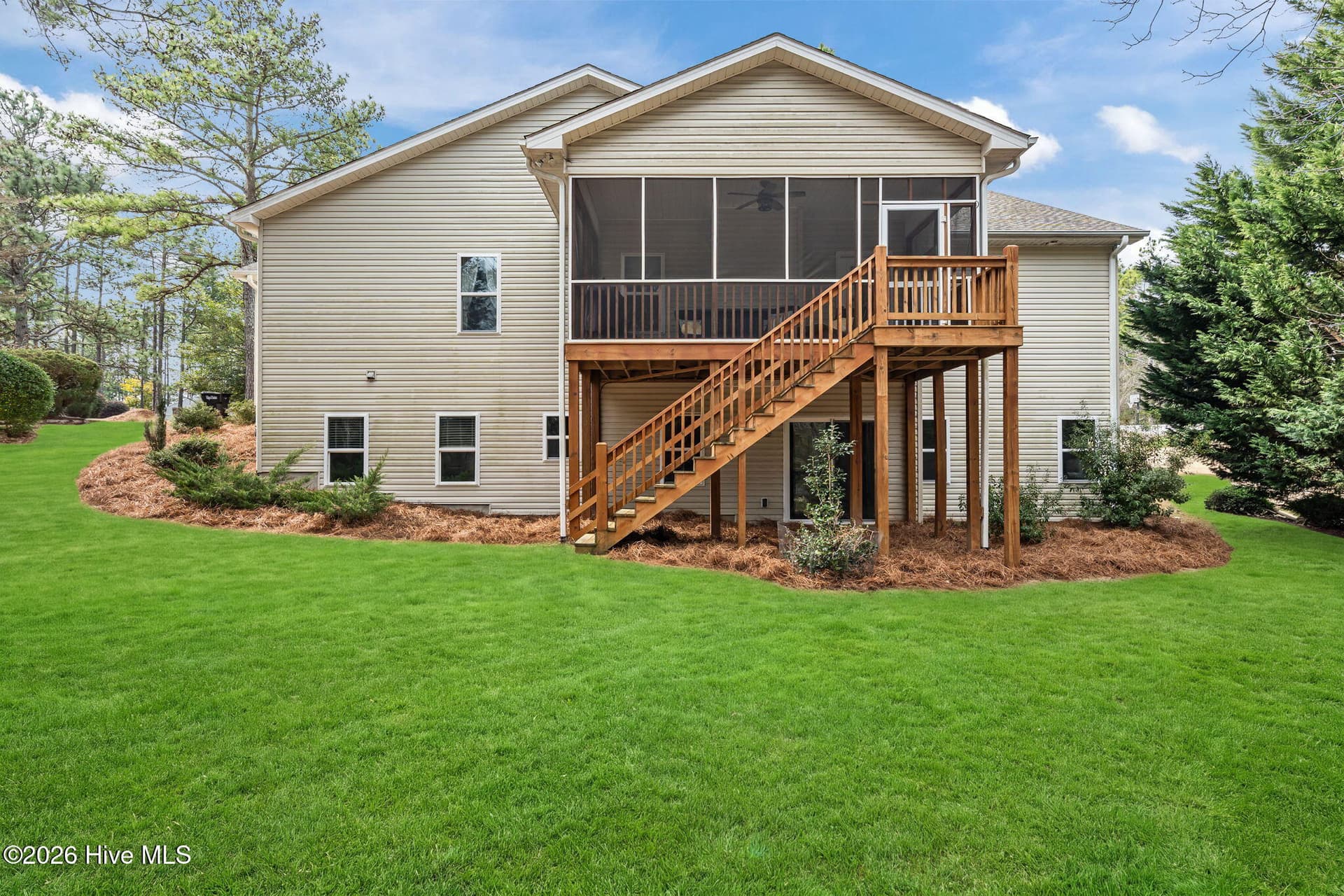 Single Family Residence at 220 Sugar Pine Drive, Pinehurst, NC 28374, photo 71 of 98