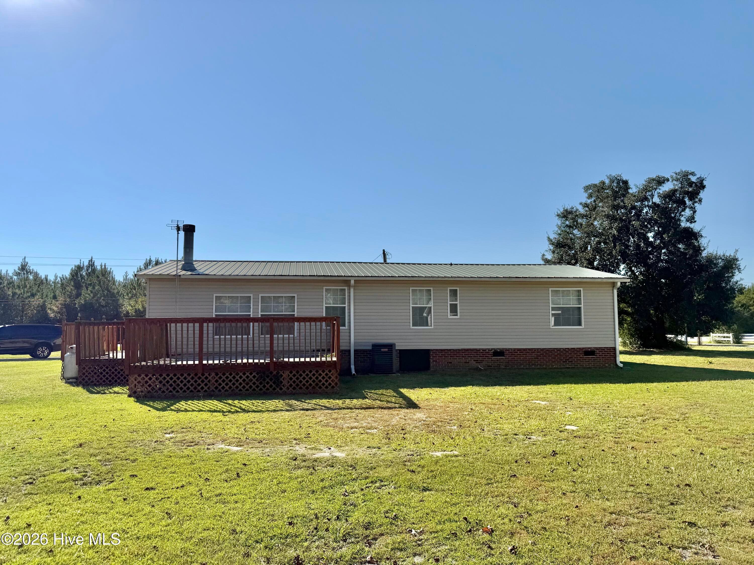 Manufactured Home at 7779 Nc 306 S, Aurora, NC 27806, photo 16 of 42