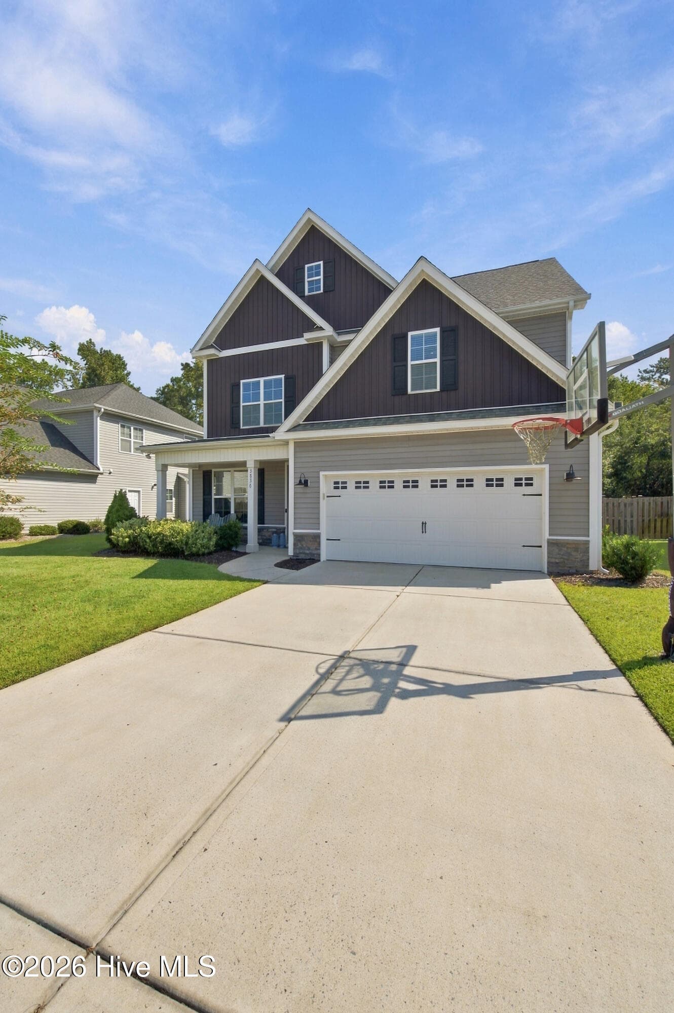 Single Family Residence at 3836 Smooth Water Drive, Castle Hayne, NC 28429, photo 4 of 62