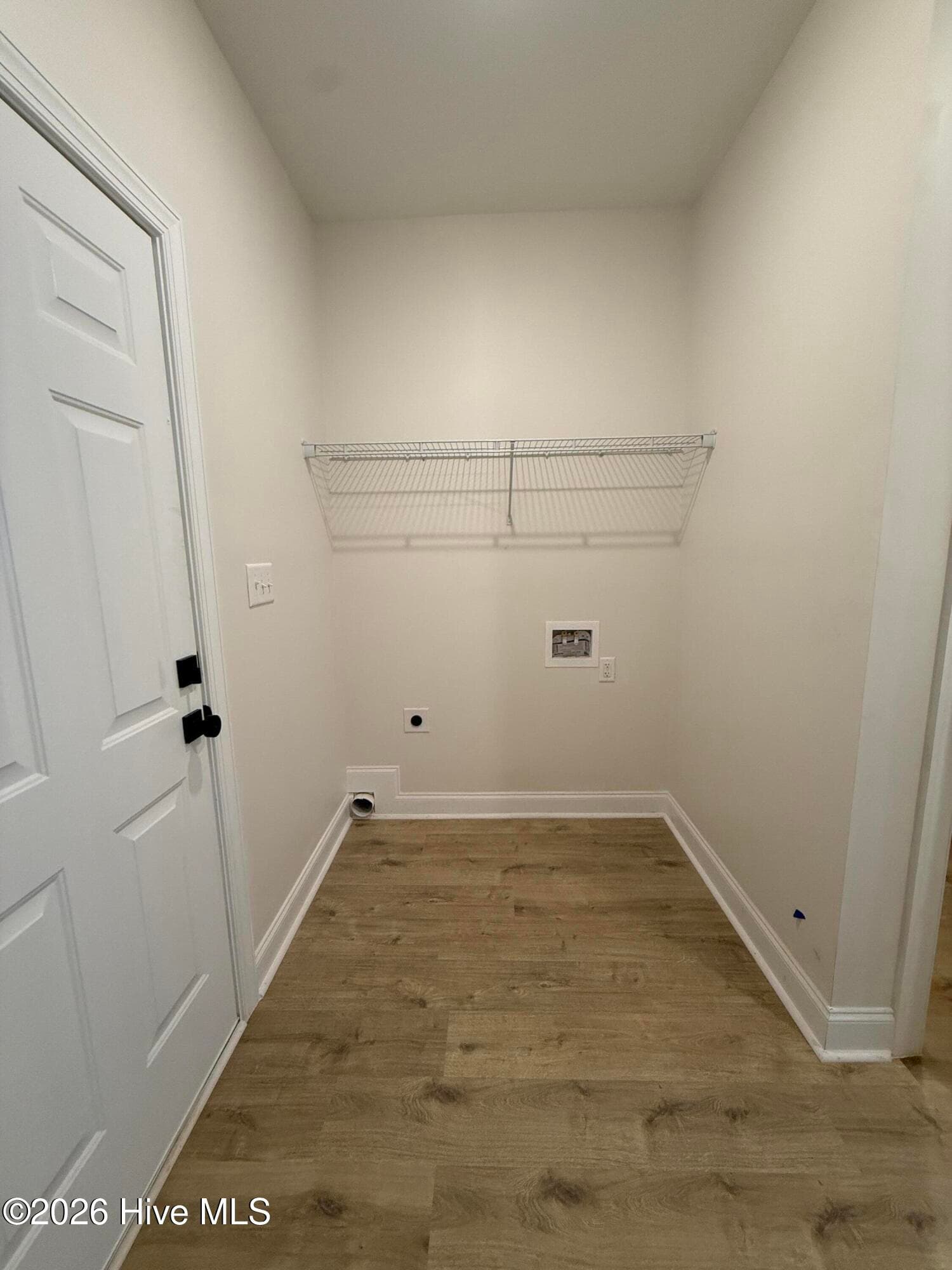 Washer & Dryer hookups - 111 E Quaker Road E, Wrens, GA 30833