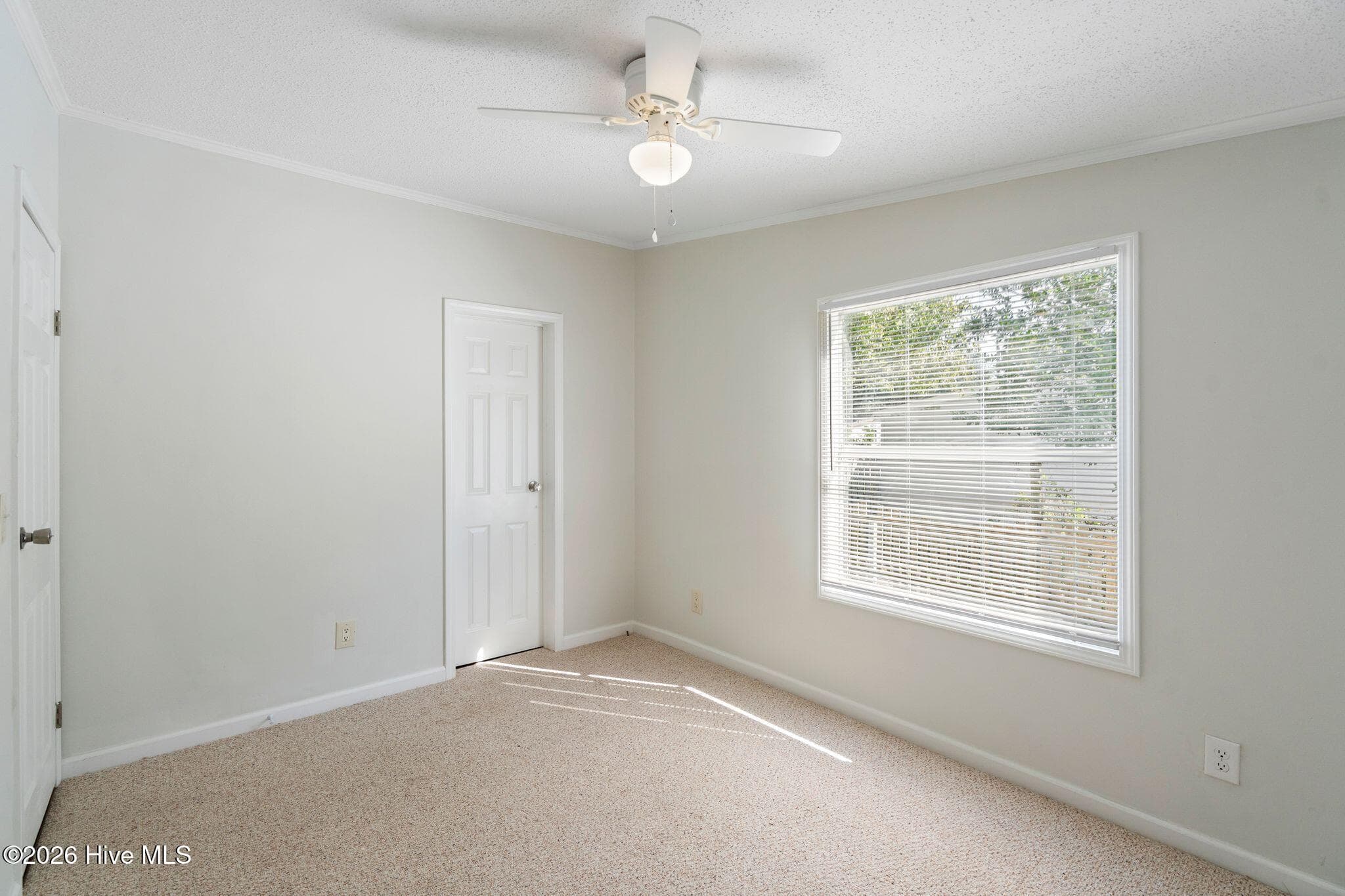Manufactured Home at 6140 Carolina Beach Road Trlr 28, Wilmington, NC 28412, photo 37 of 54