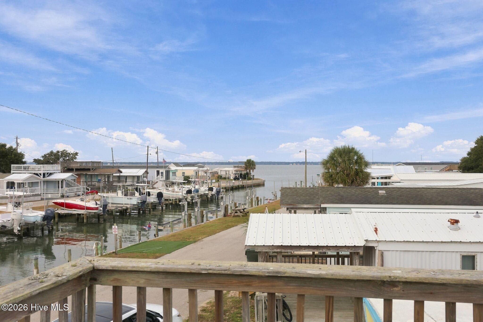 Manufactured Home at 1530 Salter Path Road 15, Indian Beach, NC 28512, photo 28 of 33