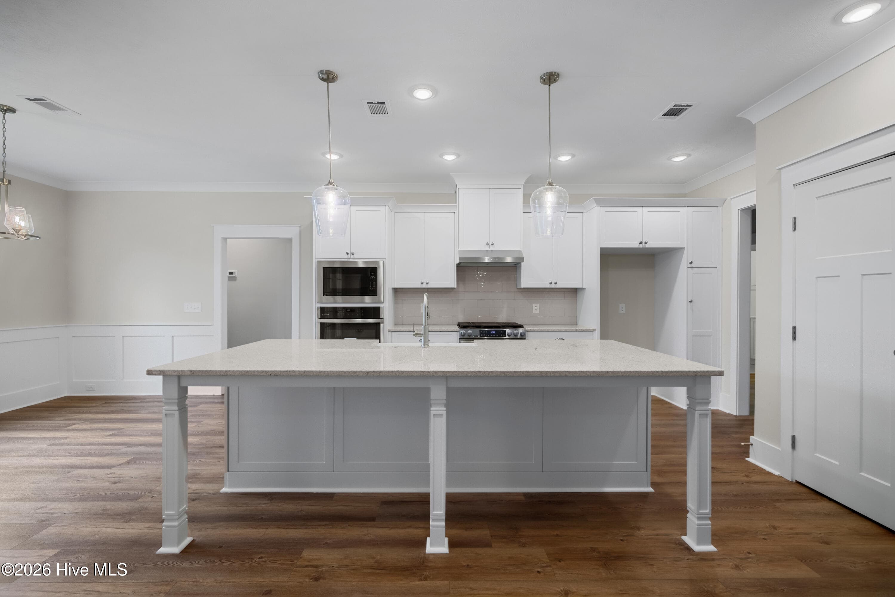 Large island ideal for prep space - 1200 Bellingham Drive, Beech Island, SC 29842