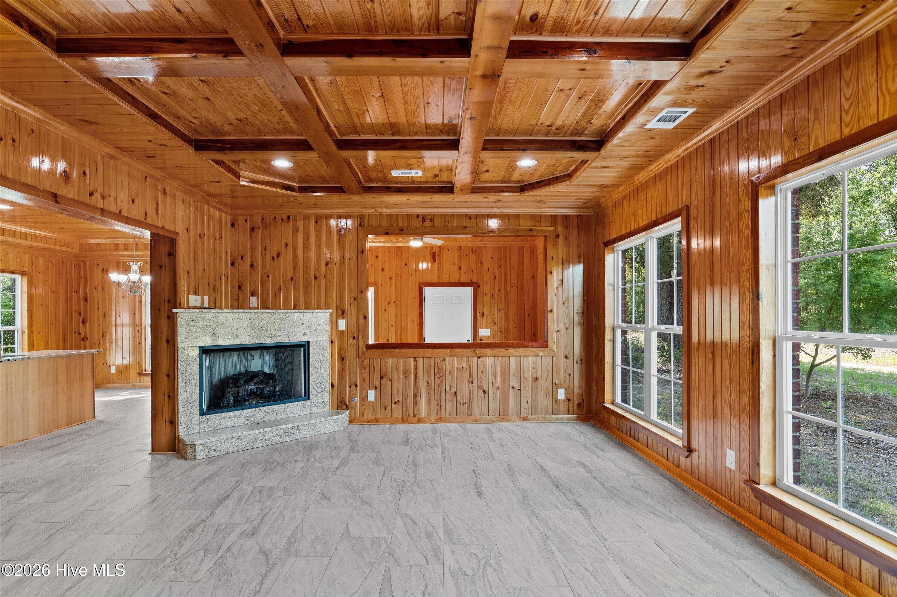 Single Family Residence at 1423 Edgefield Road, North Augusta, SC 29860, photo 5 of 51
