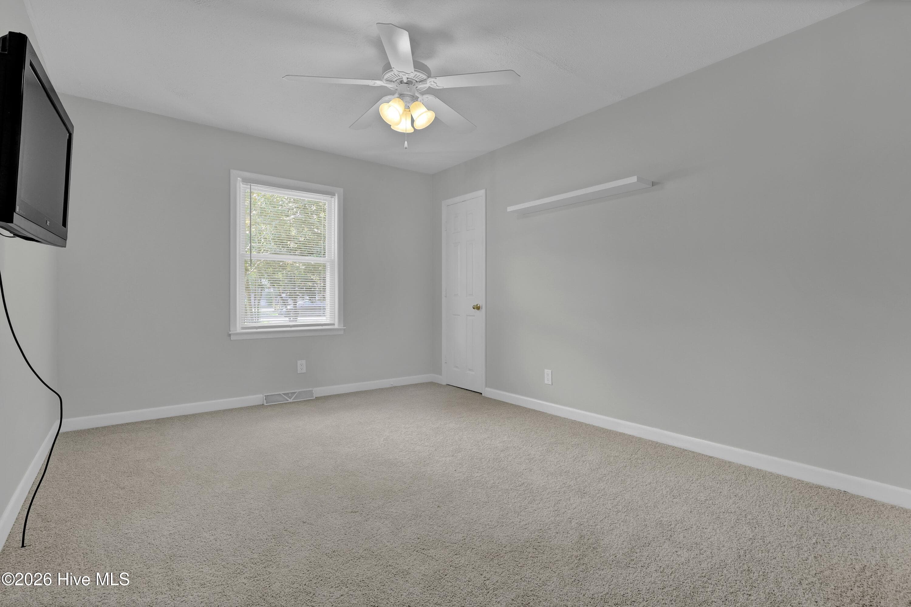 Single Family Residence at 3309 Winston Boulevard, Wilmington, NC 28403, photo 14 of 31